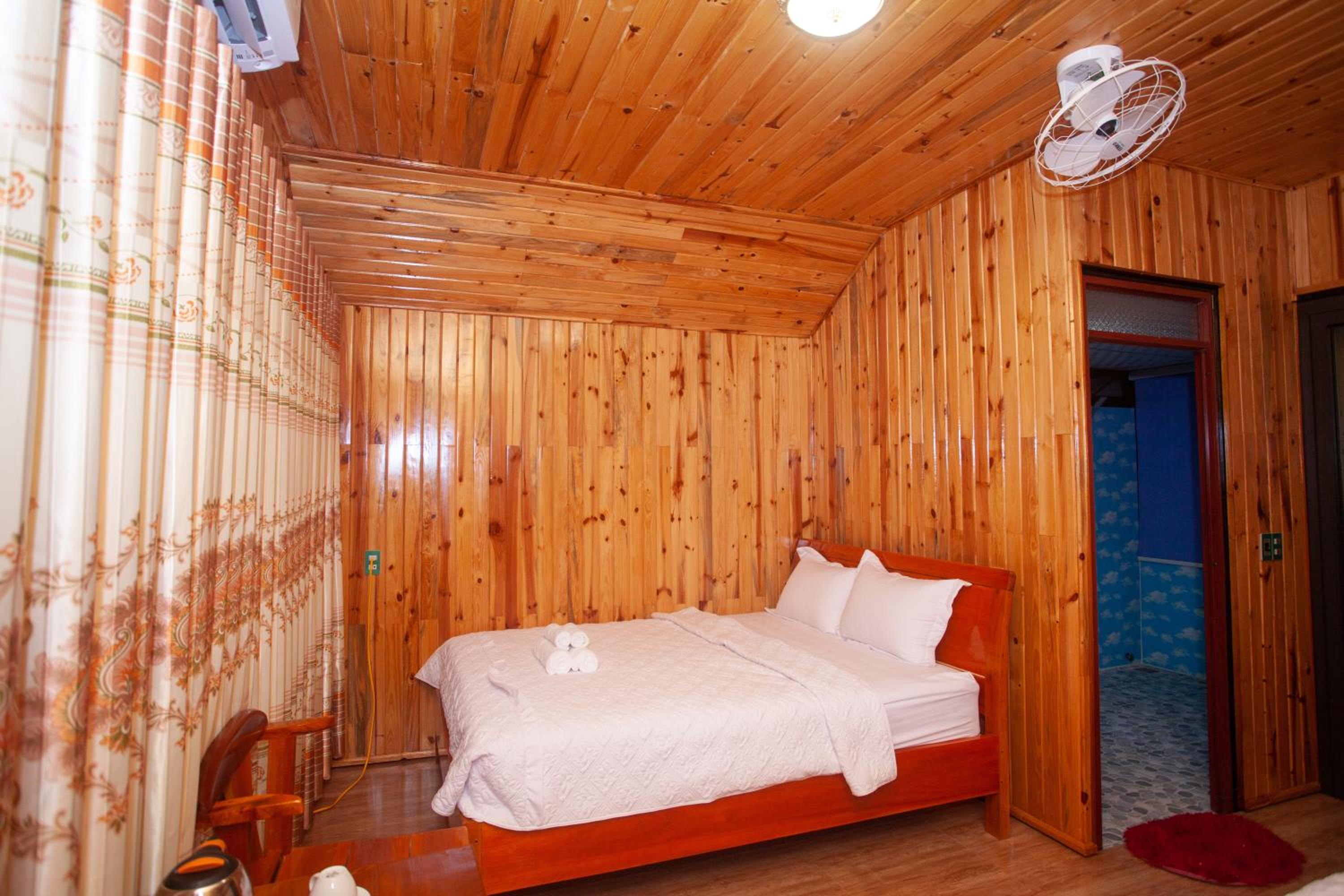 Bungalow - Water Front  photo 1