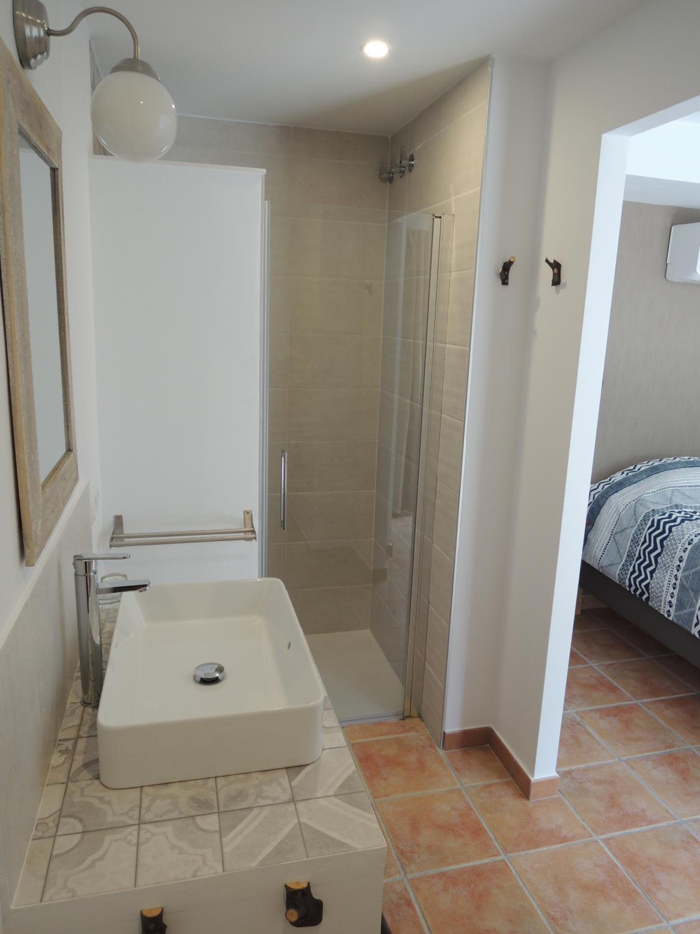 Double Room with Private Bathroom photo 3