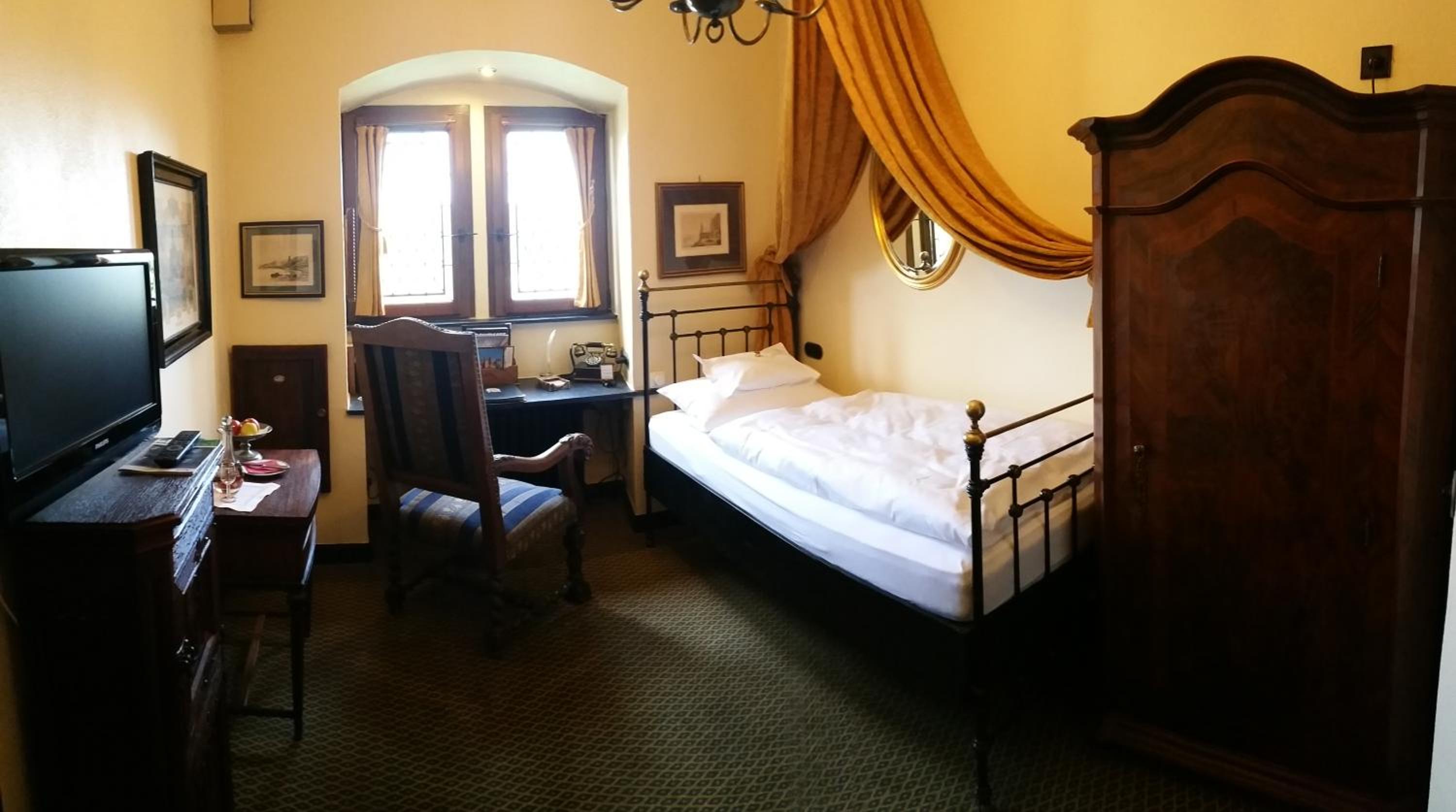 Single Room