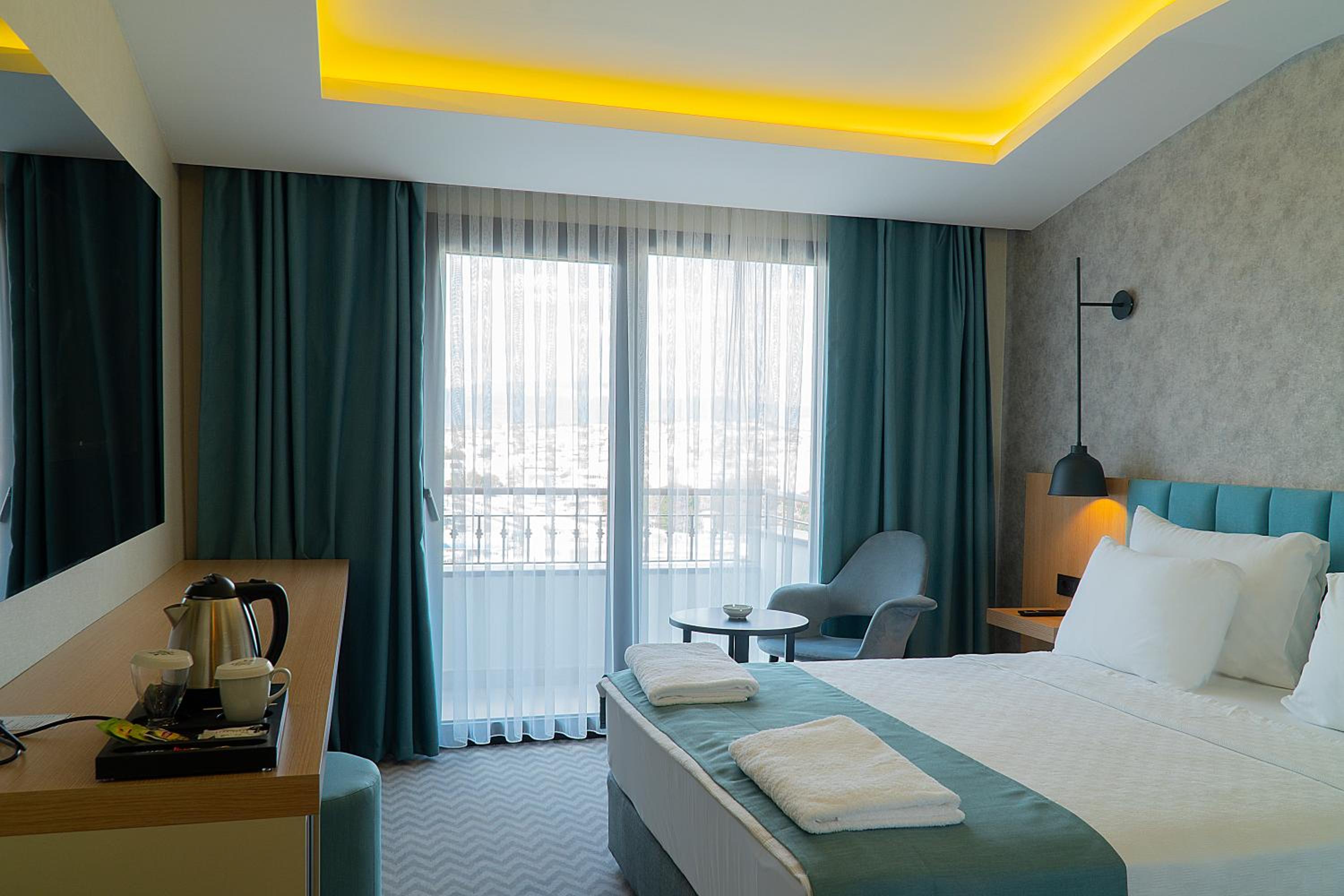 Standard Double Room - Photo 7