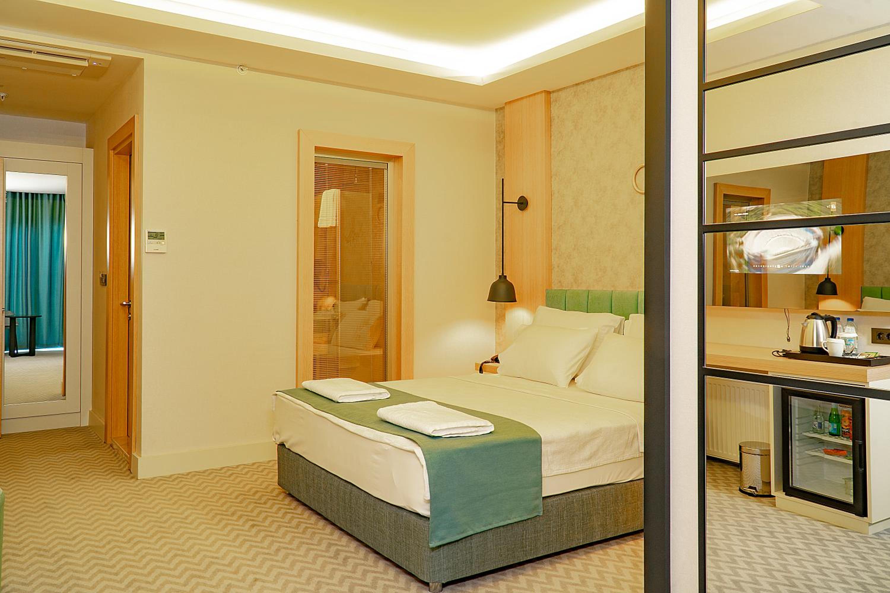 Suite - Photo 6