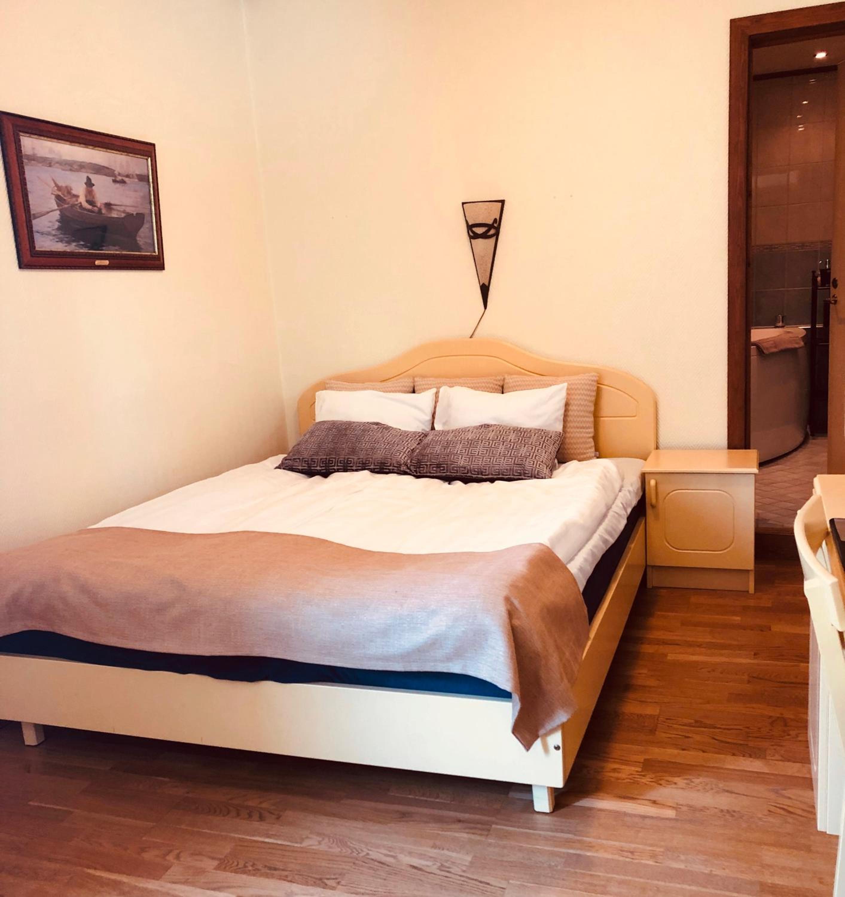 Double Room with Bath photo 2