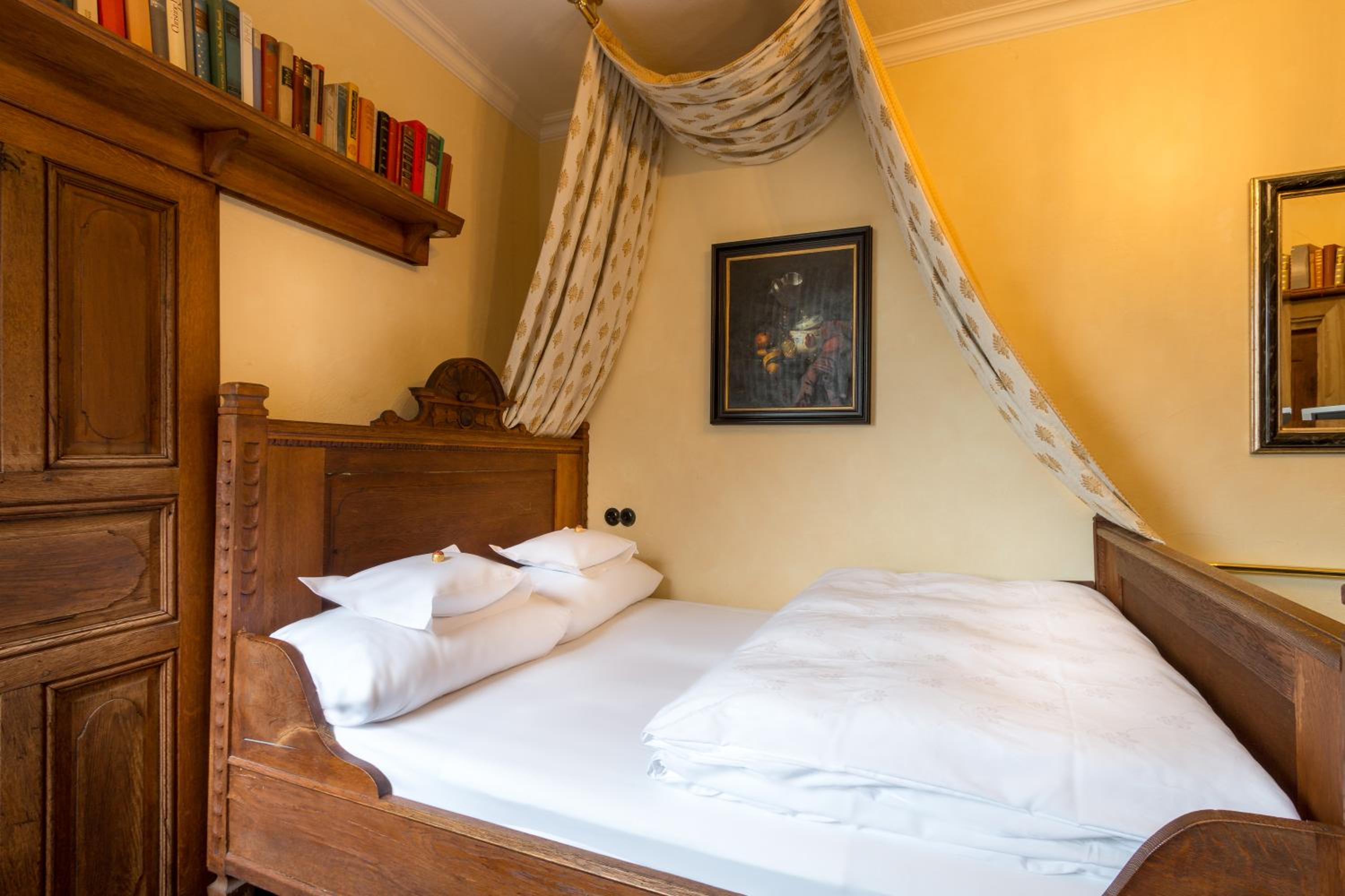 Small Double Room - Photo 3
