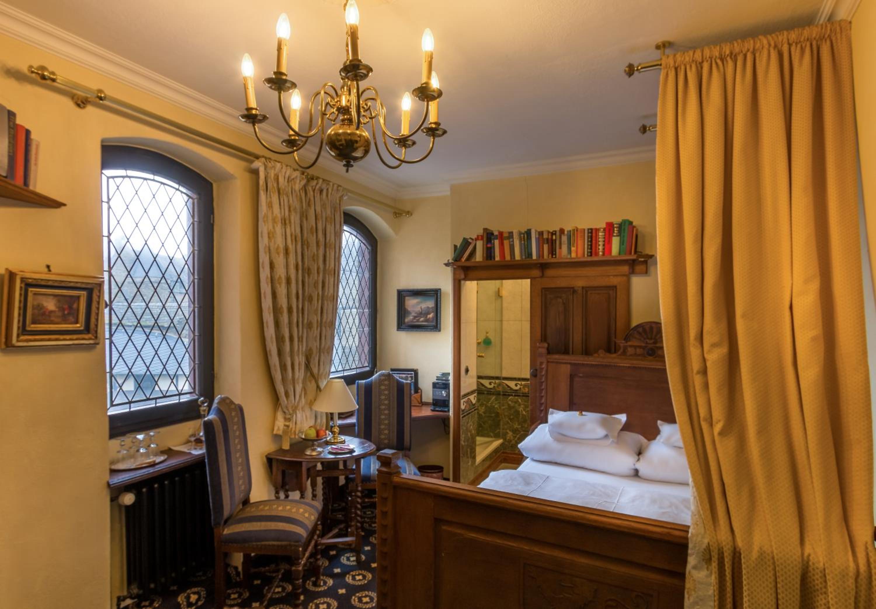 Small Double Room - Photo 1