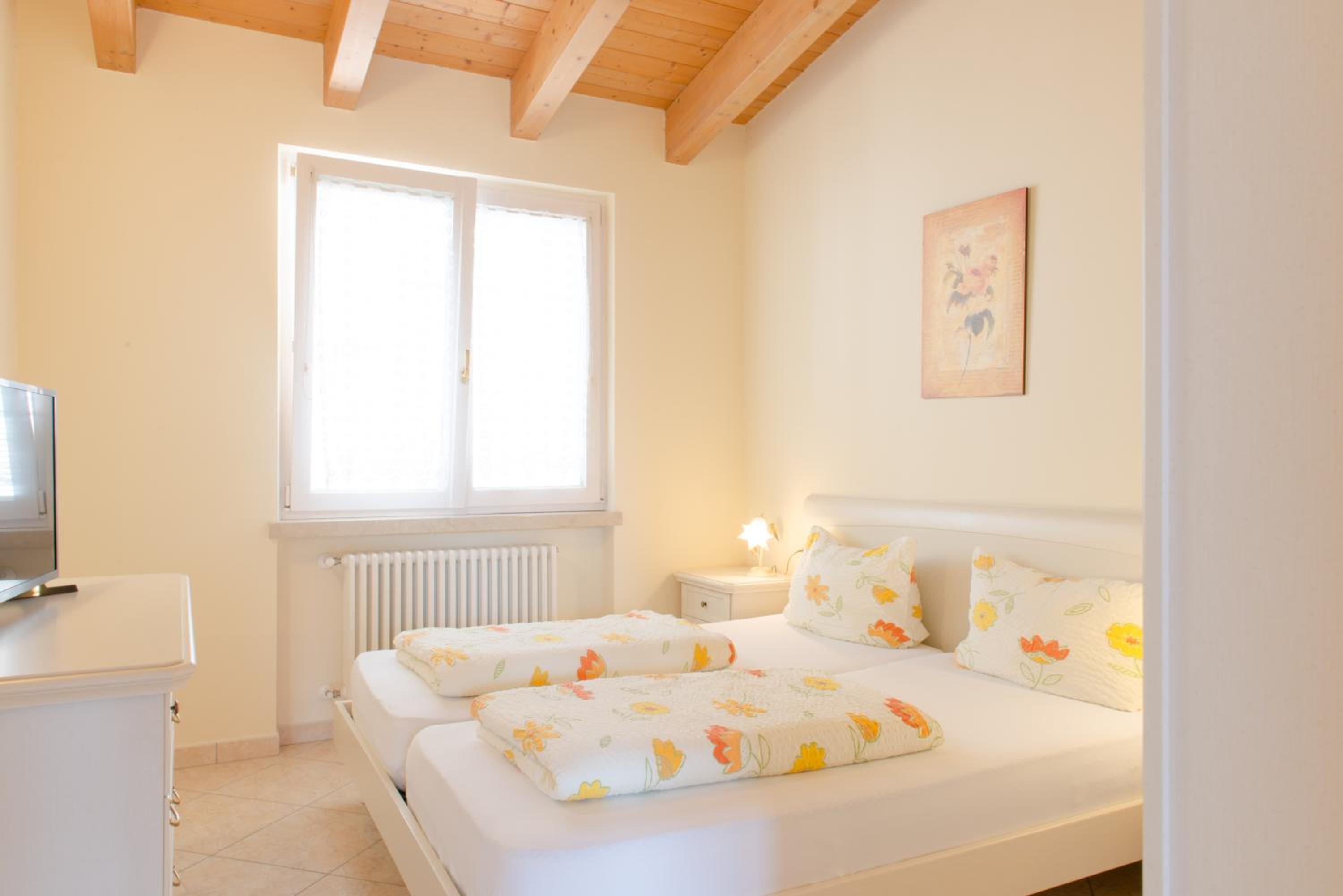 Deluxe One-Bedroom Apartment (2 Adults)