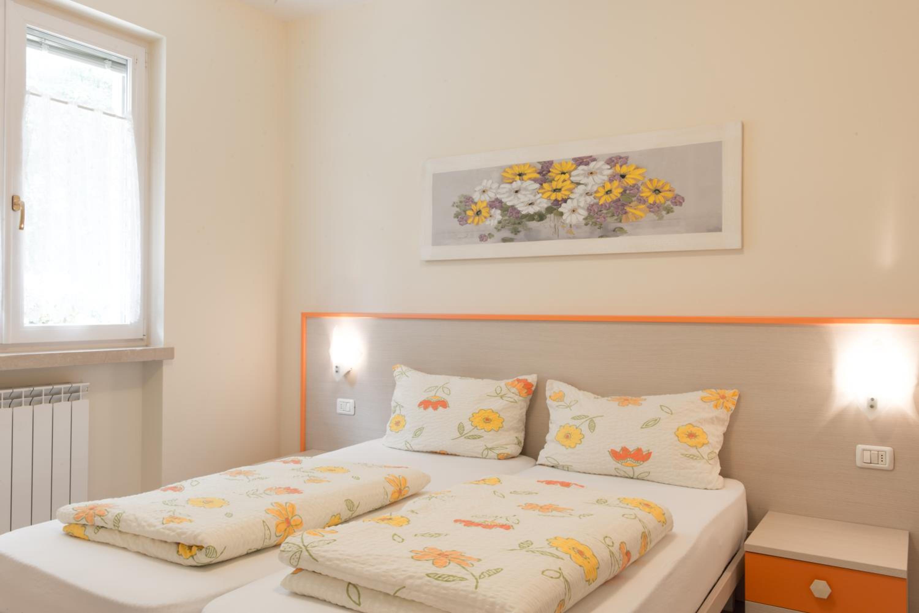 Deluxe Two-Bedroom Apartment