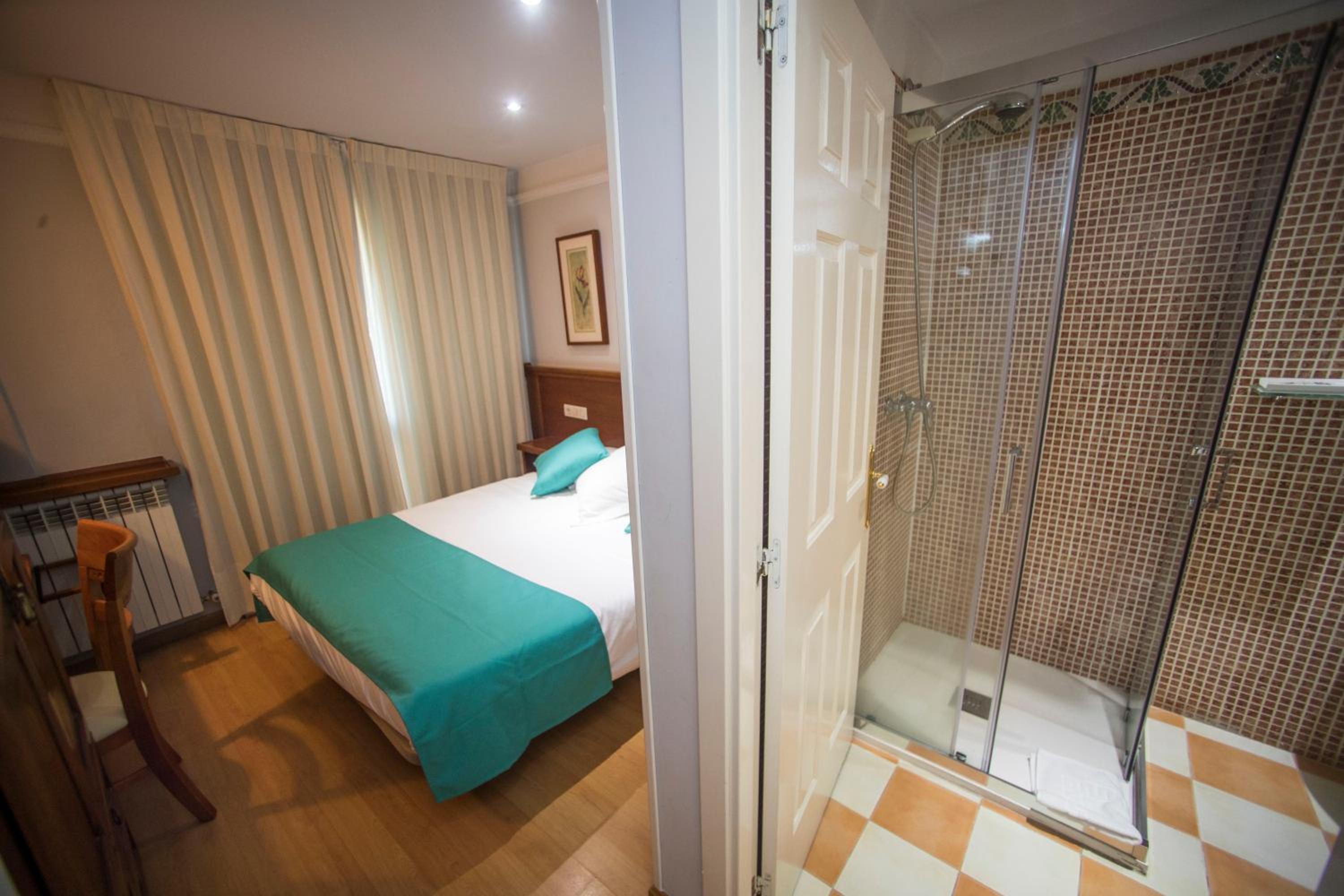 Habitación Doble o con Dos Camas