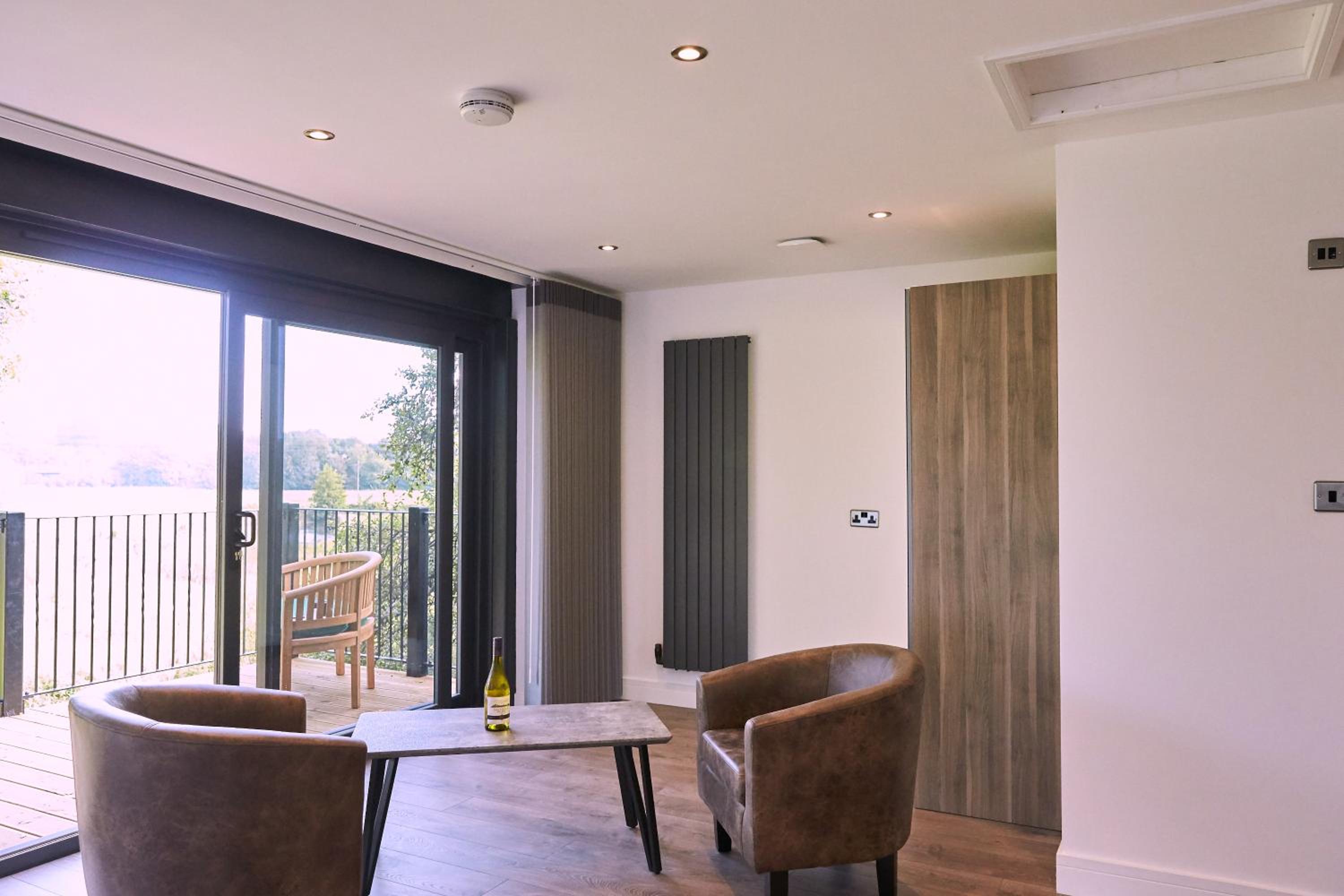 Suite with River View - Photo 6