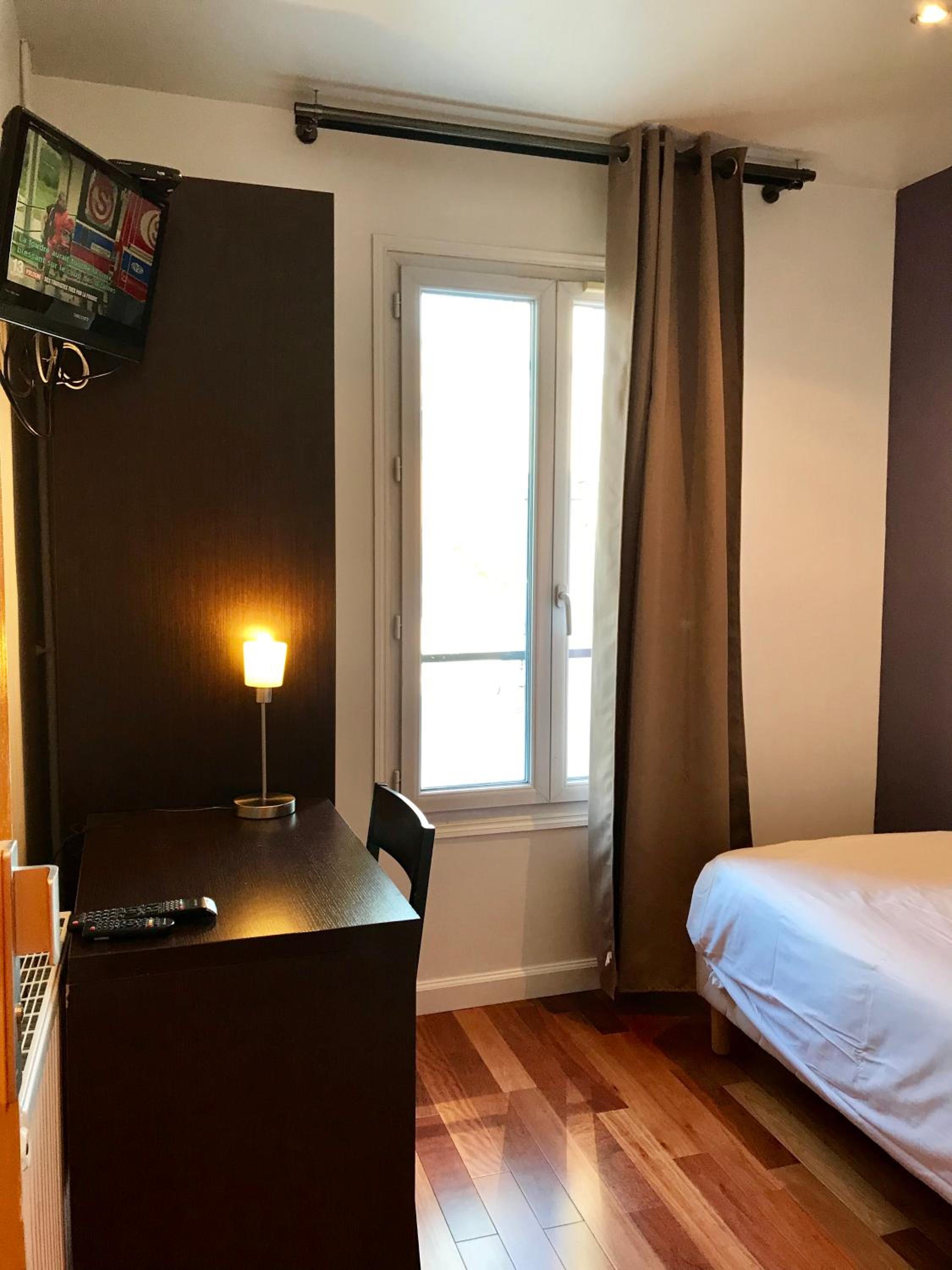 Single Room photo 2