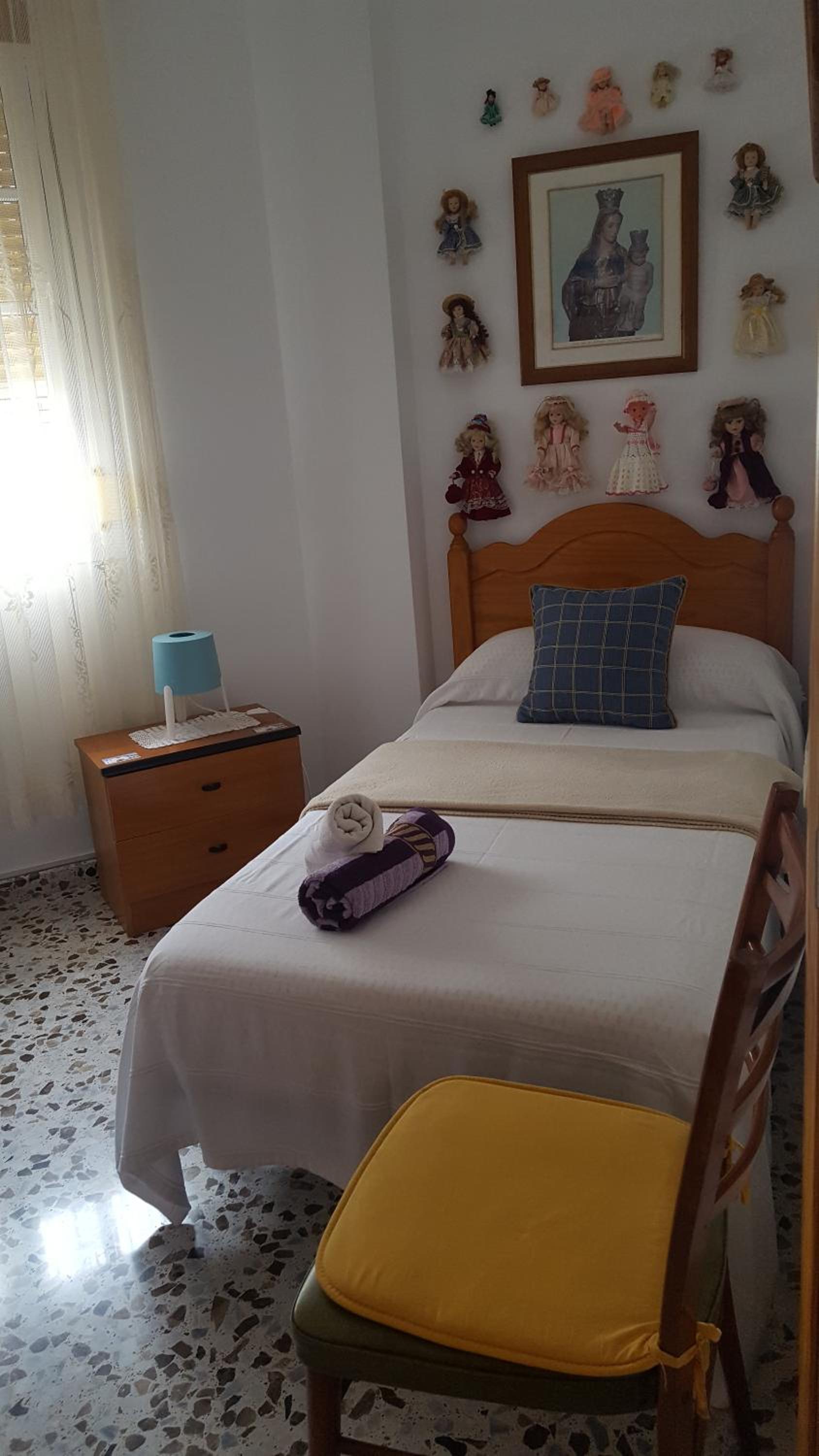 Habitación Estándar con Dos Camas y Baño Compartido
