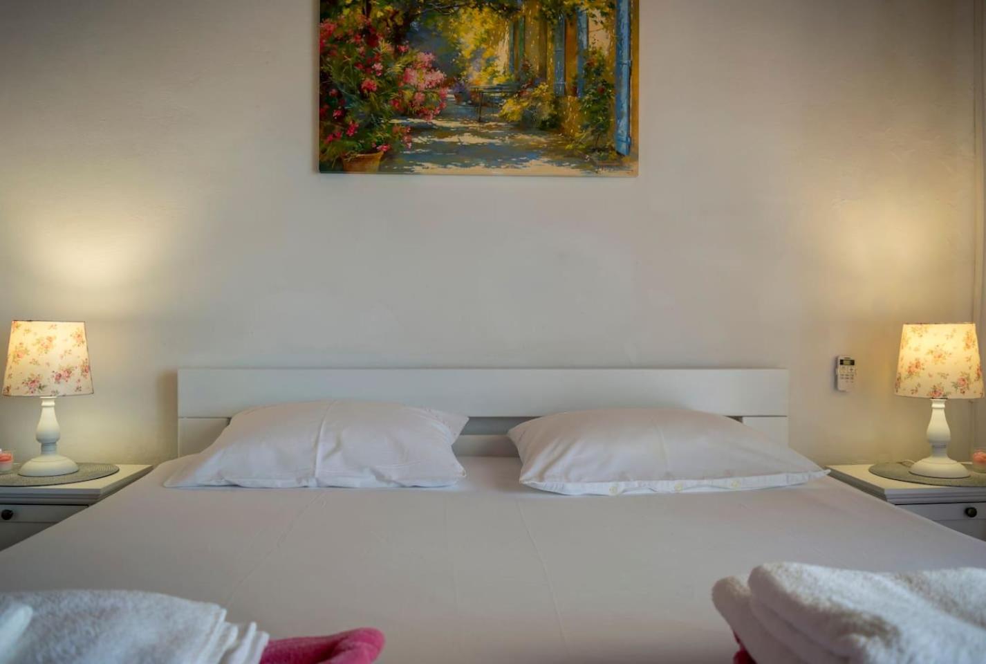 Villa photo 1