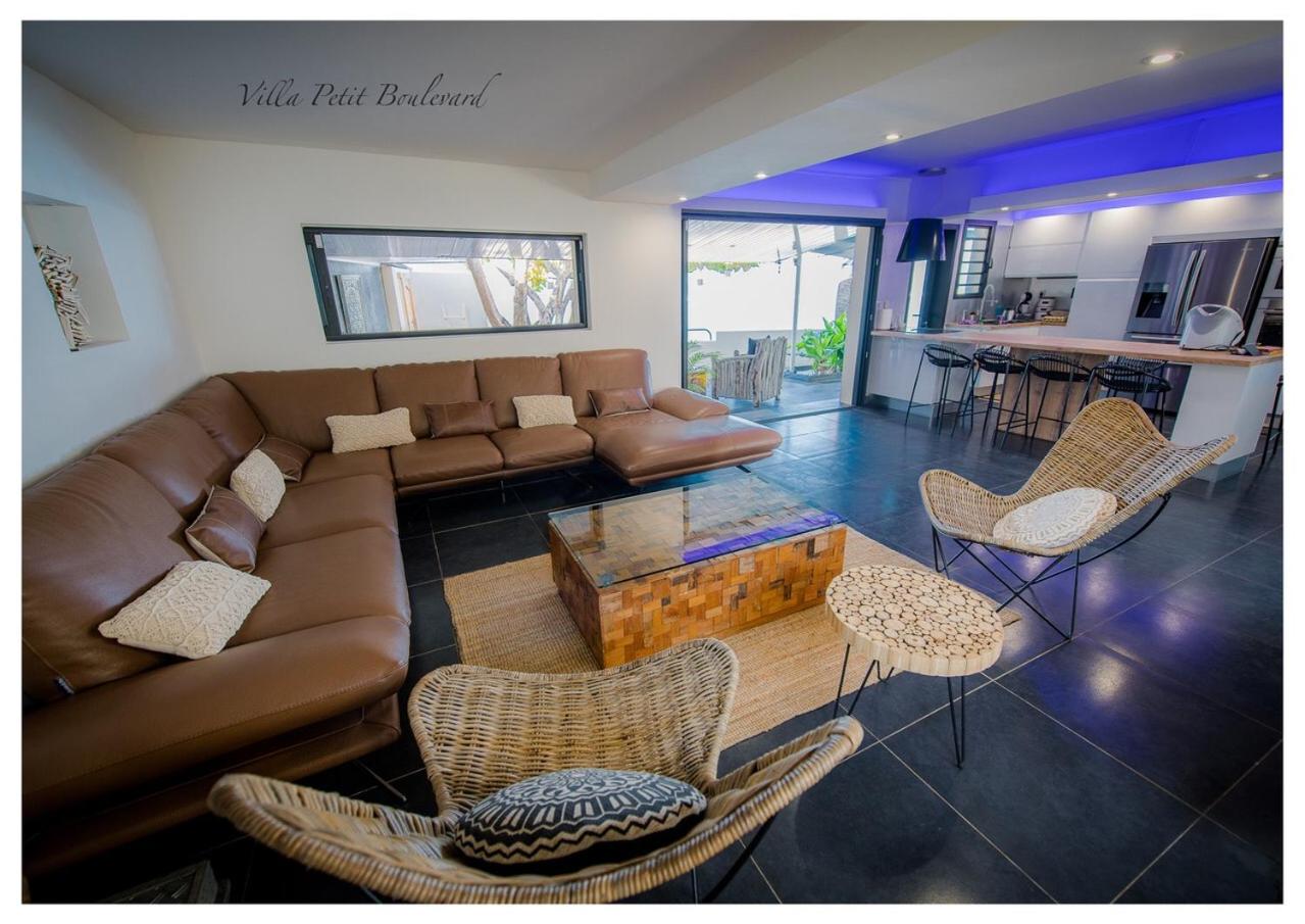Villa photo 1