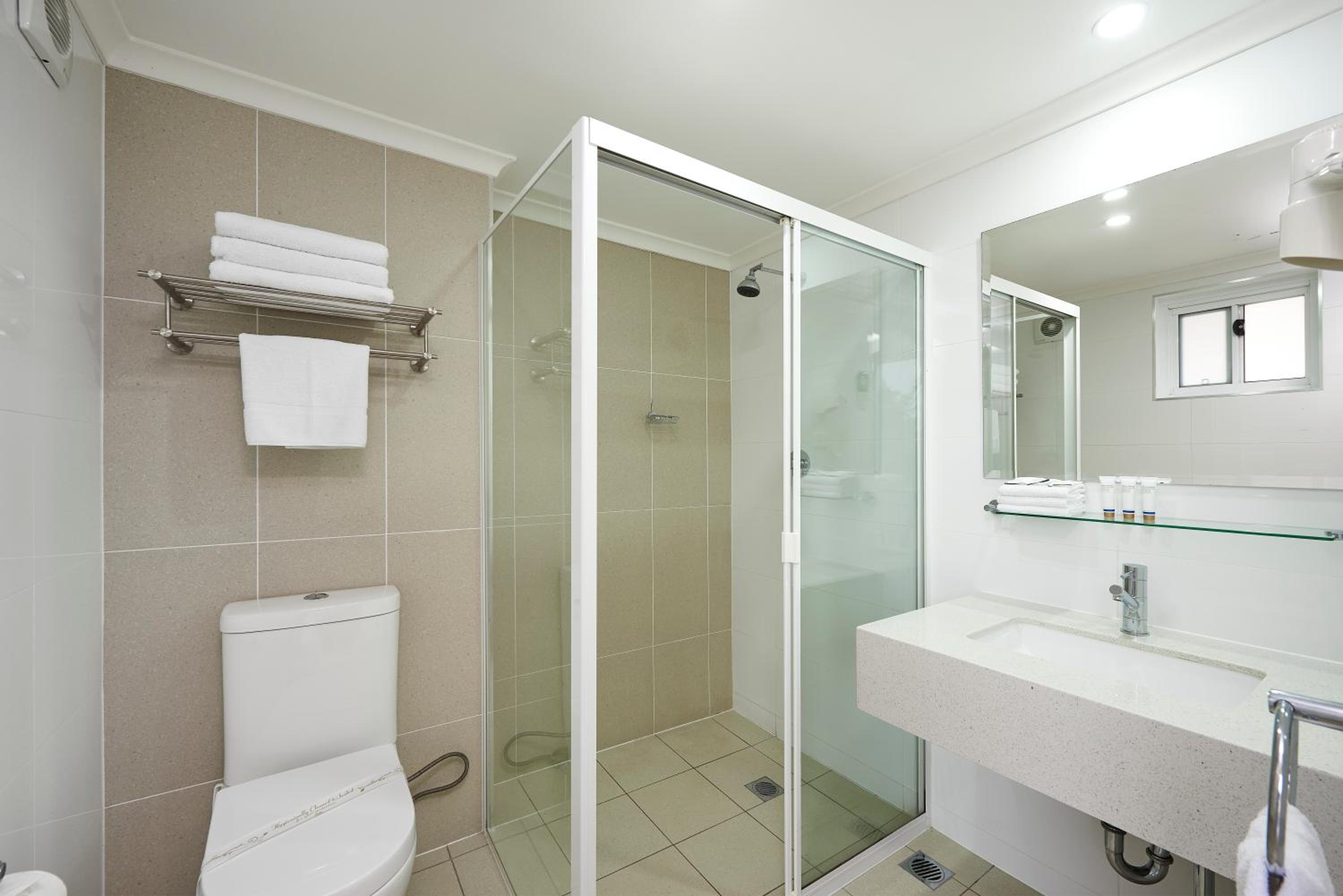 Deluxe Queen Room photo 2