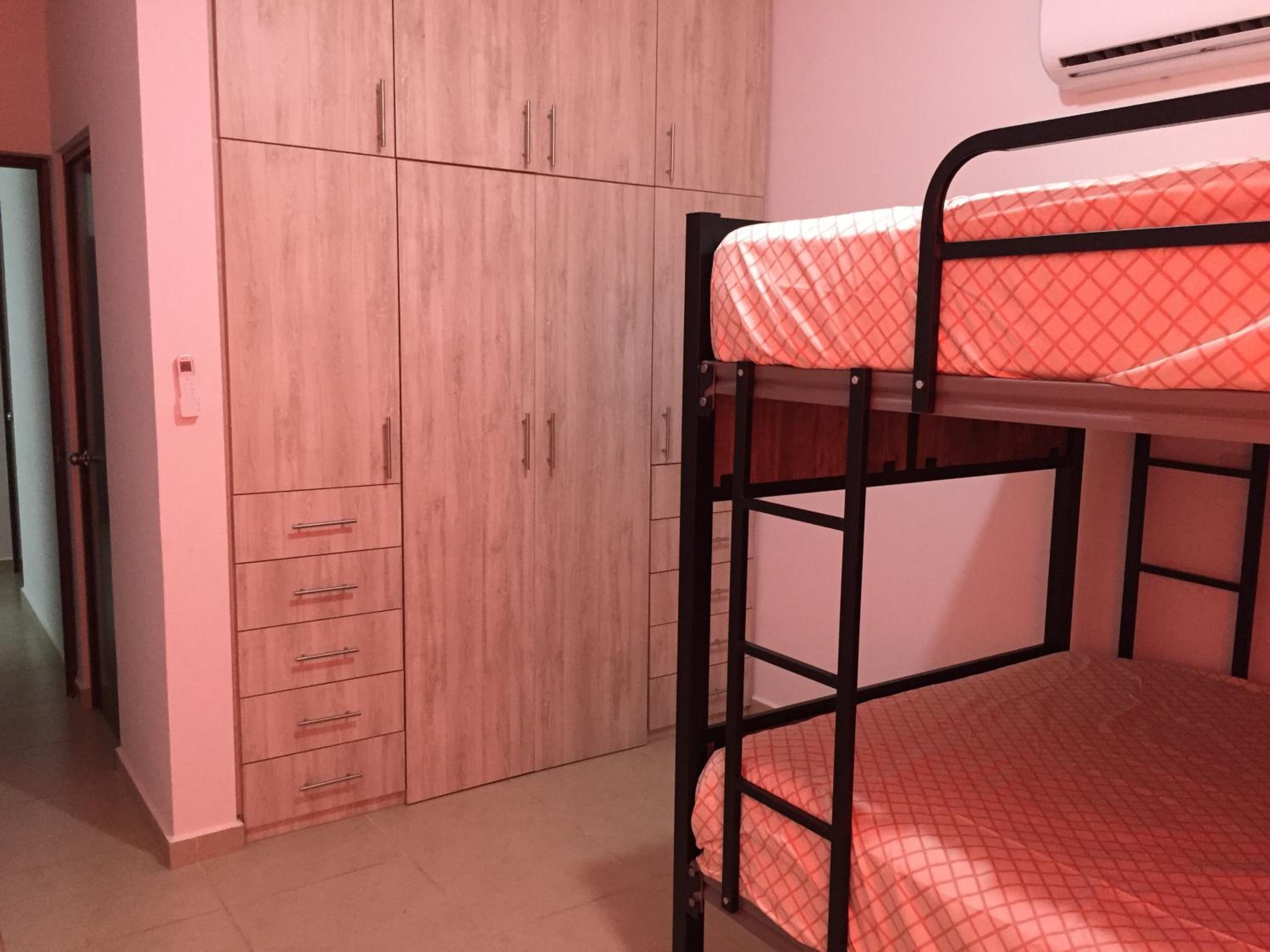 Four-Bedroom House - Photo 7