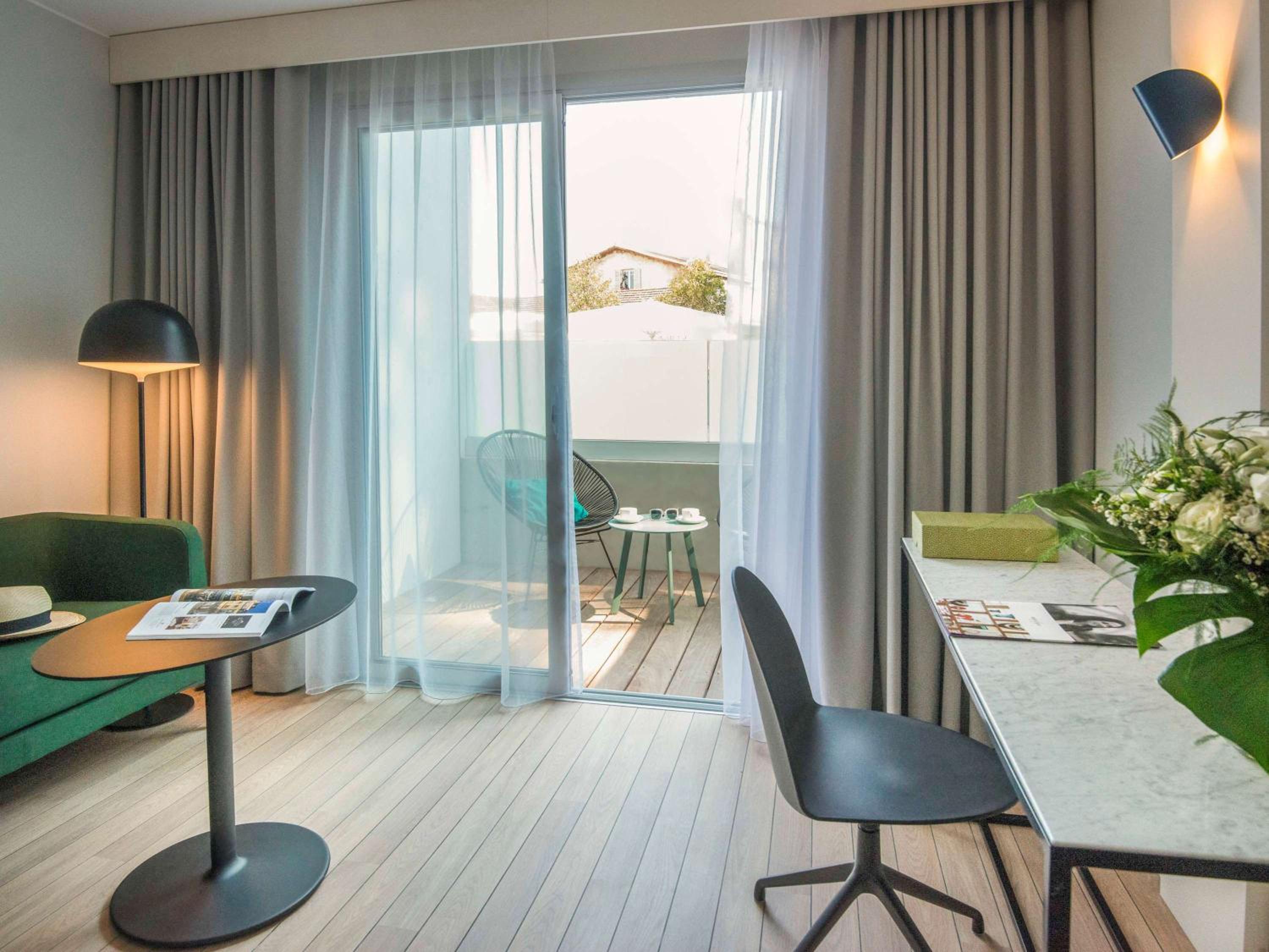 Privilege Double Room with Pool View - Photo 1