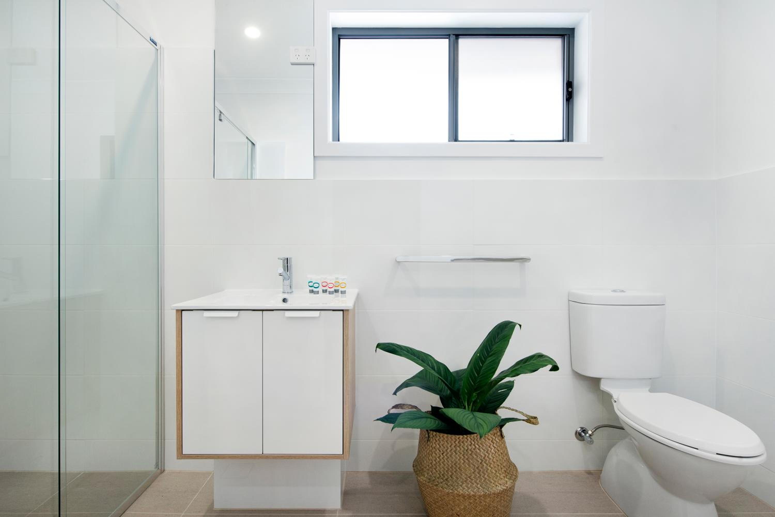 Twin Room- Free Parking - Photo 4