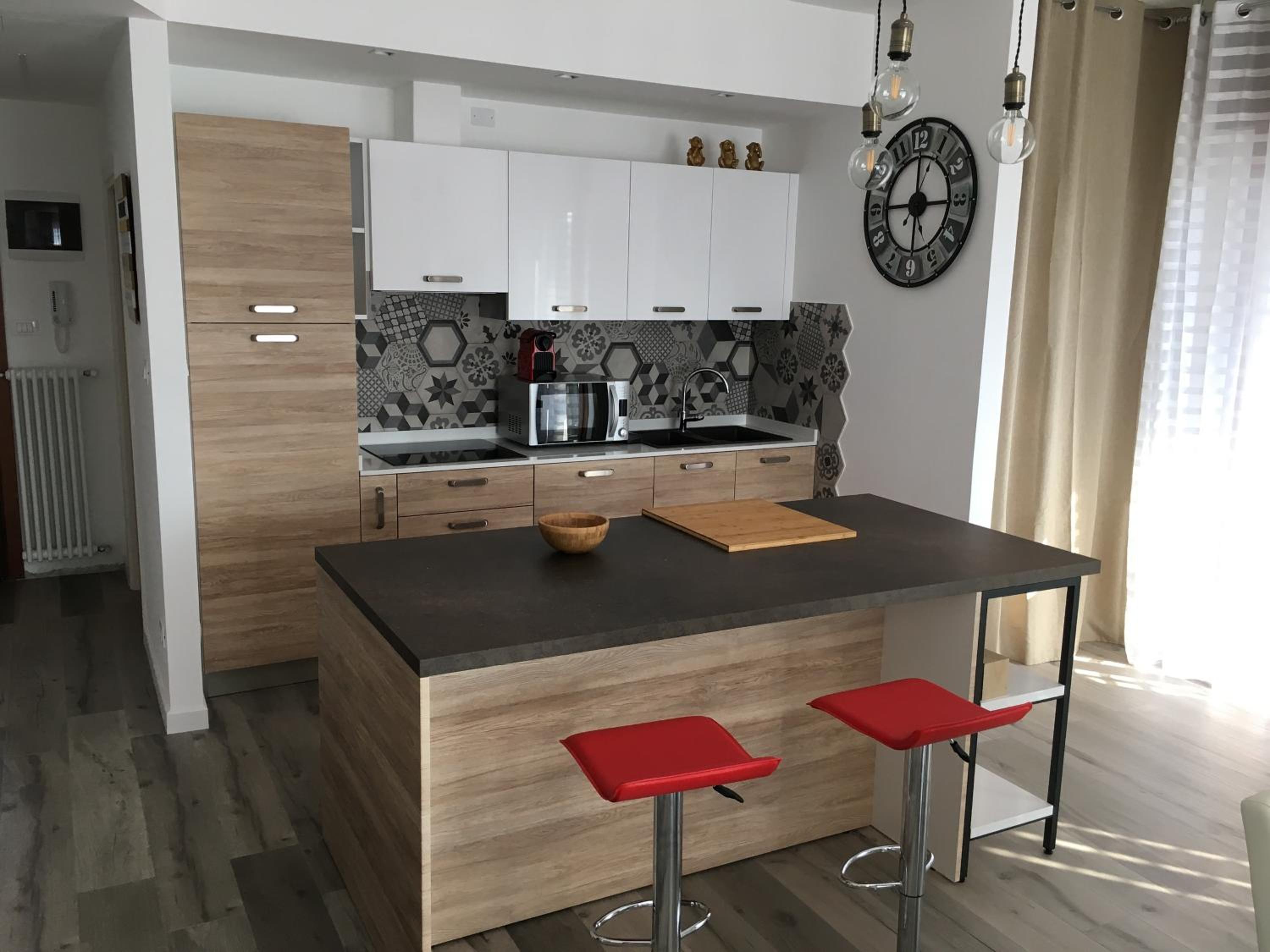 Three-Bedroom Apartment - Photo 14