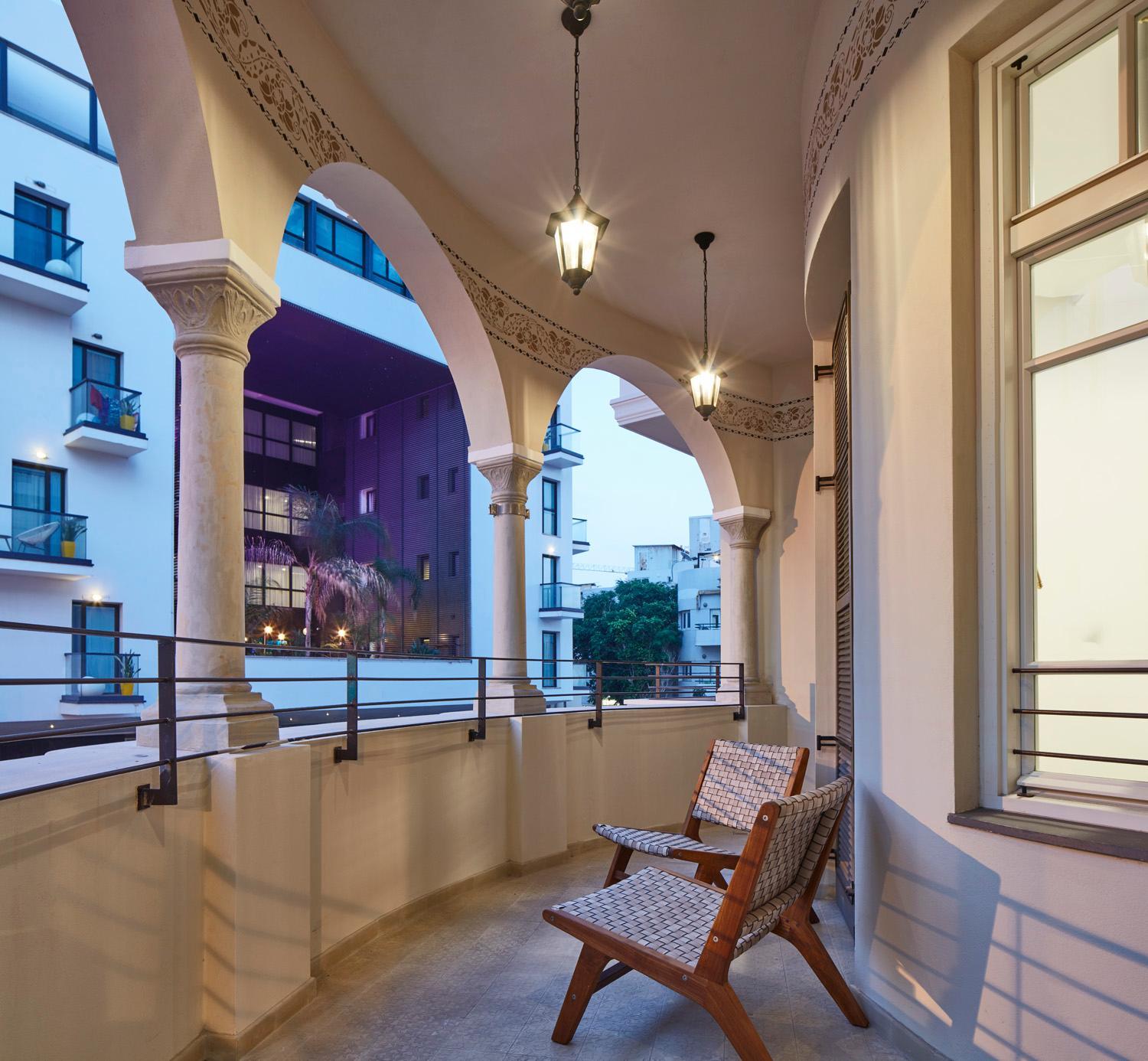 Suite with Balcony - Photo 2