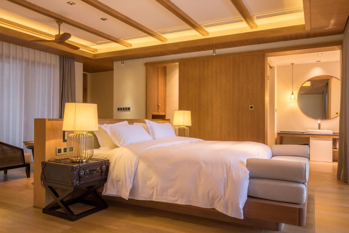 Family Suite with Balcony photo 3