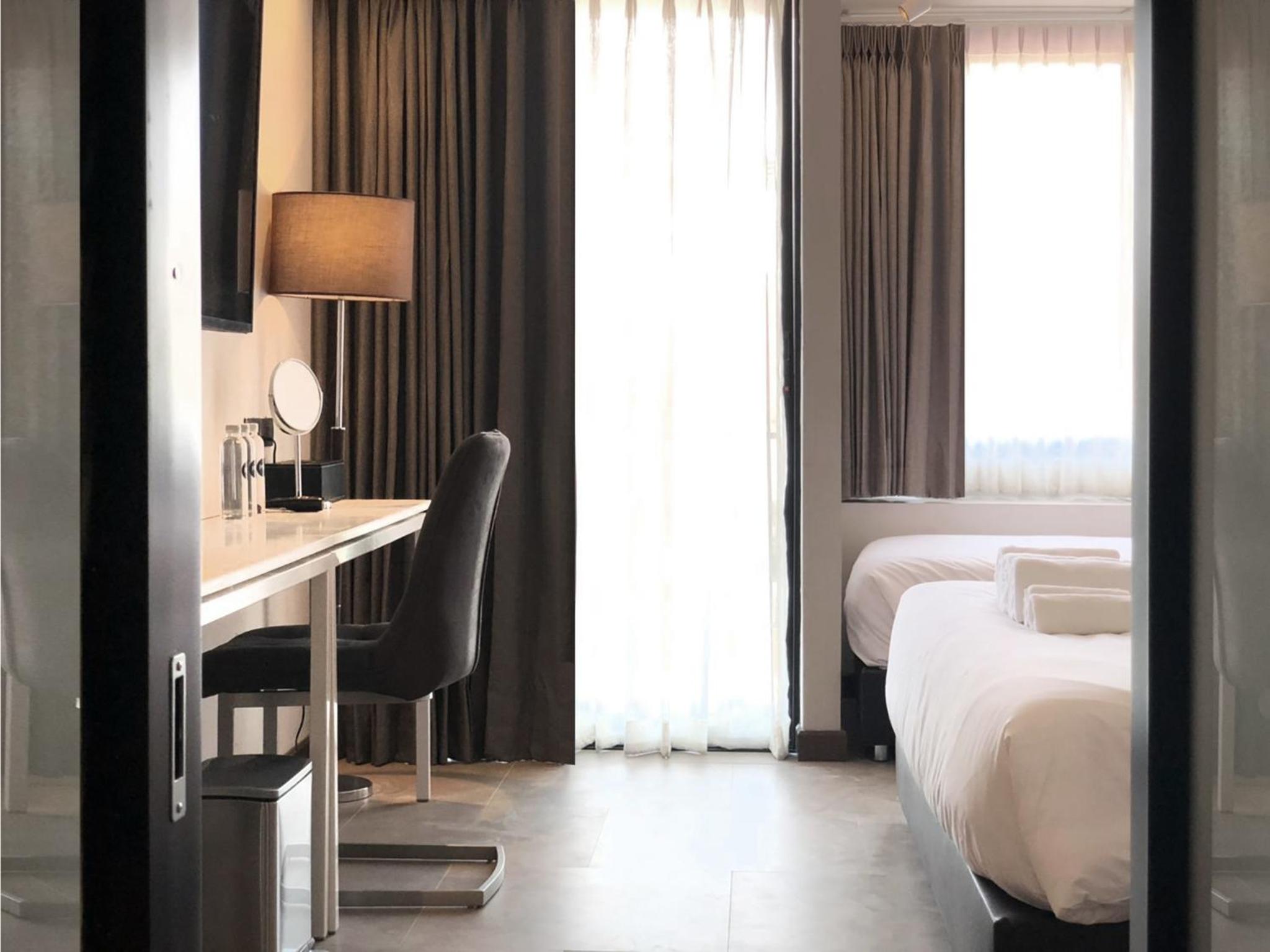 Double Room - Photo 5