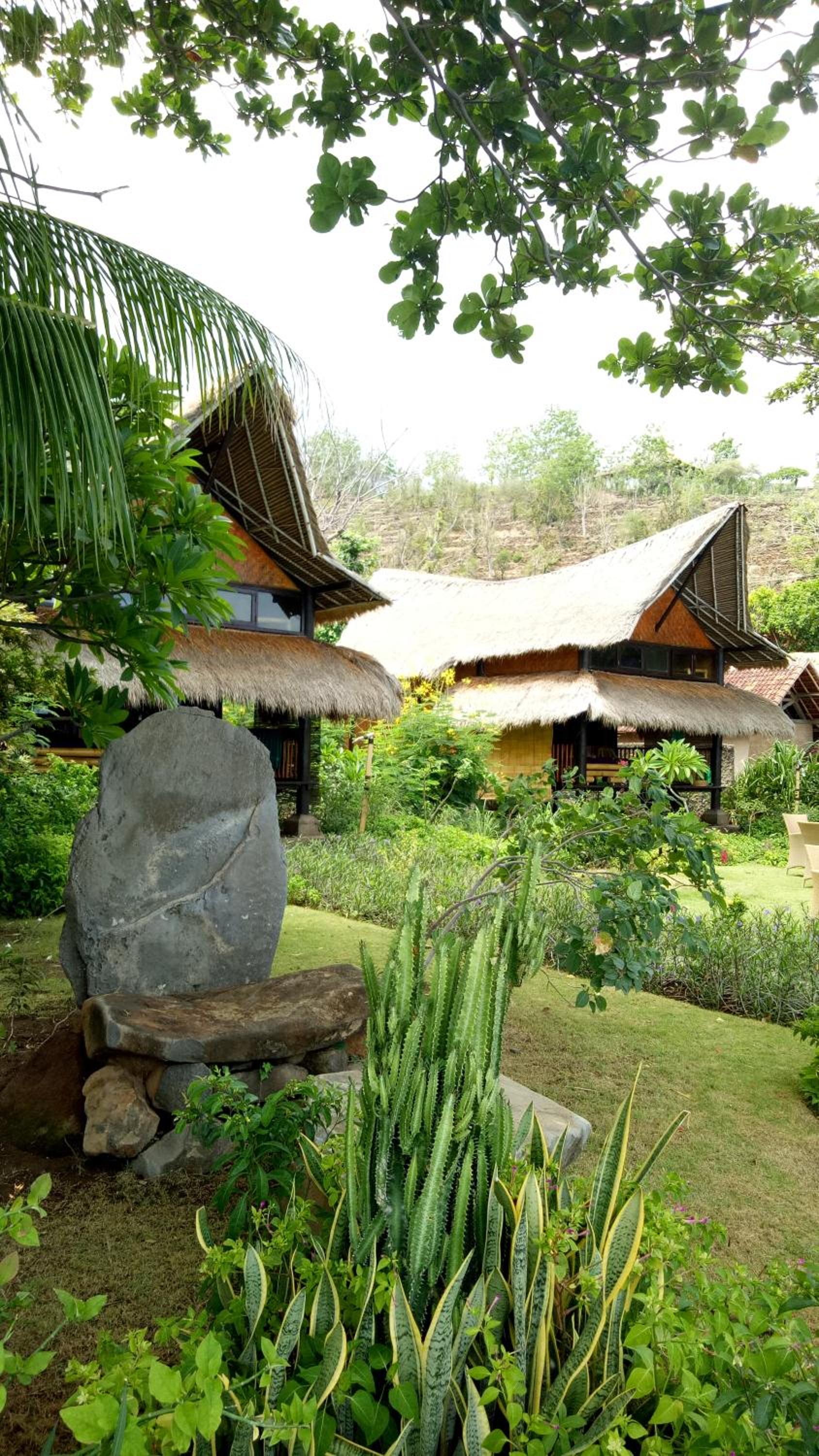 Deluxe Double Bungalow photo 2