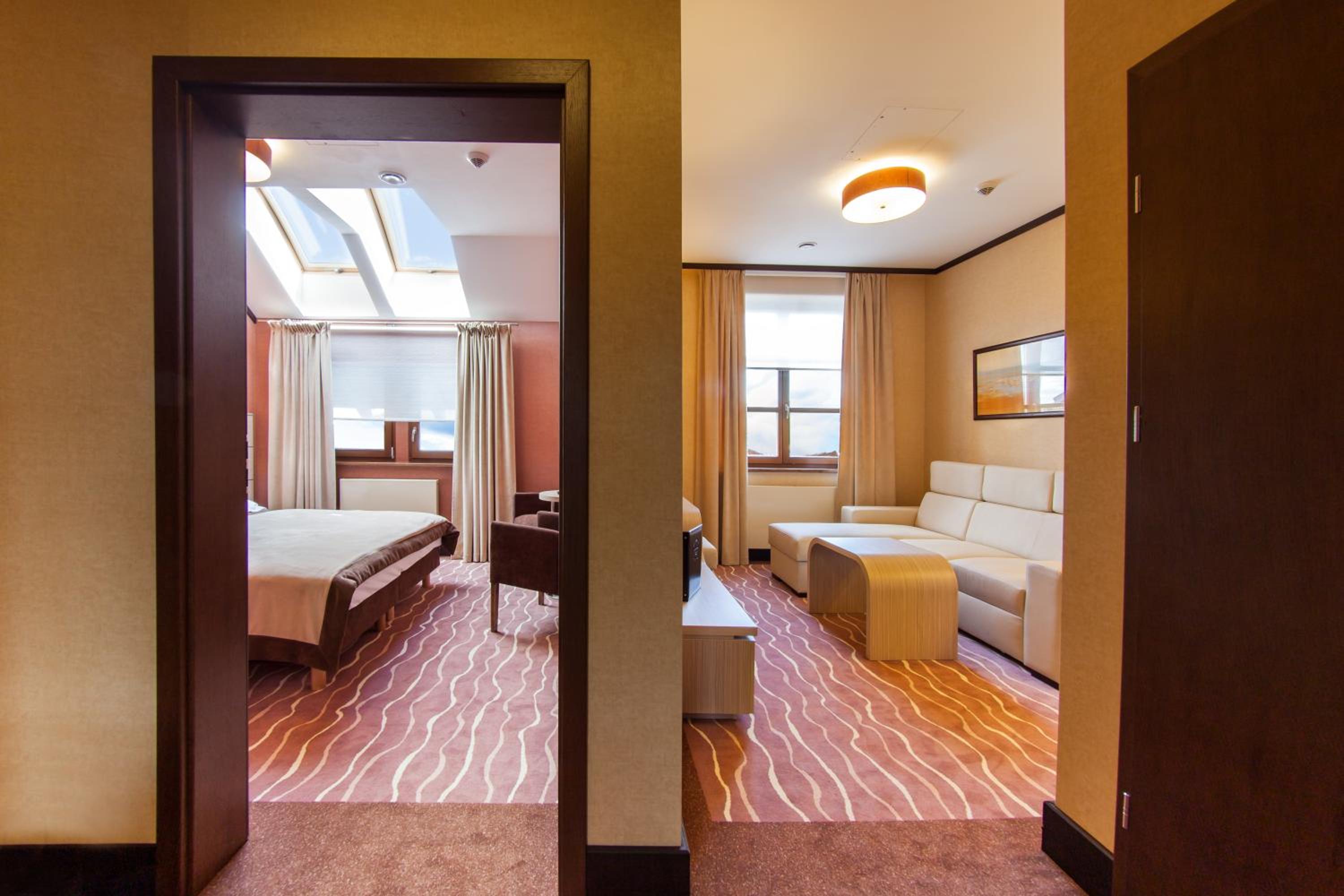 Deluxe Apartment