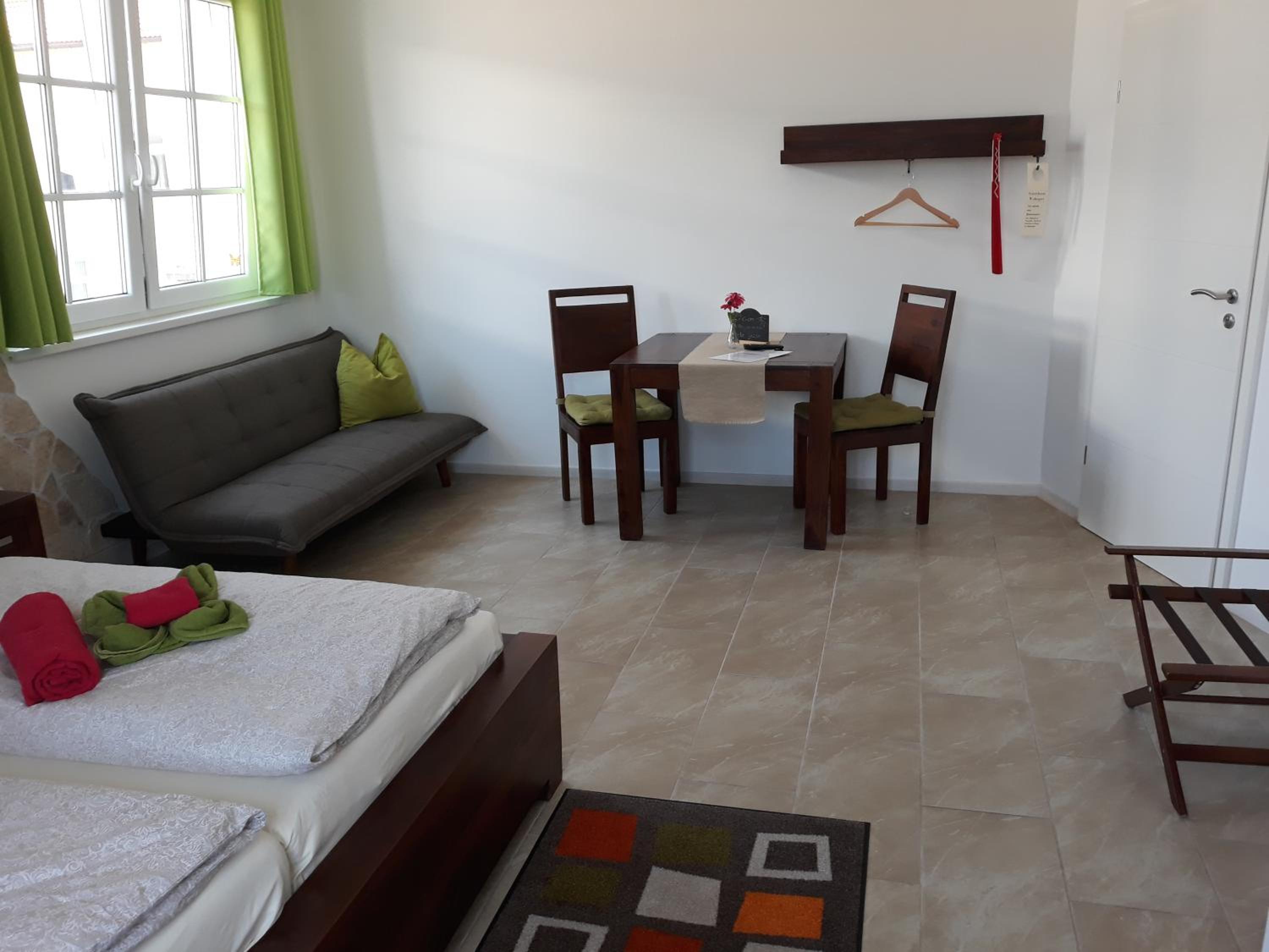 Double Room with Private Bathroom photo 2