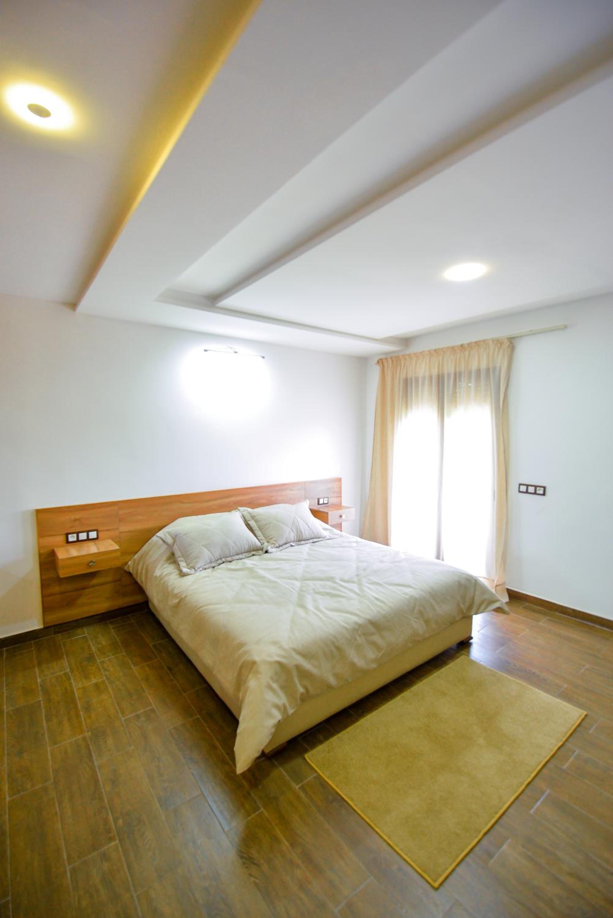 Deluxe Double Room (2 Adults + 1 Child)