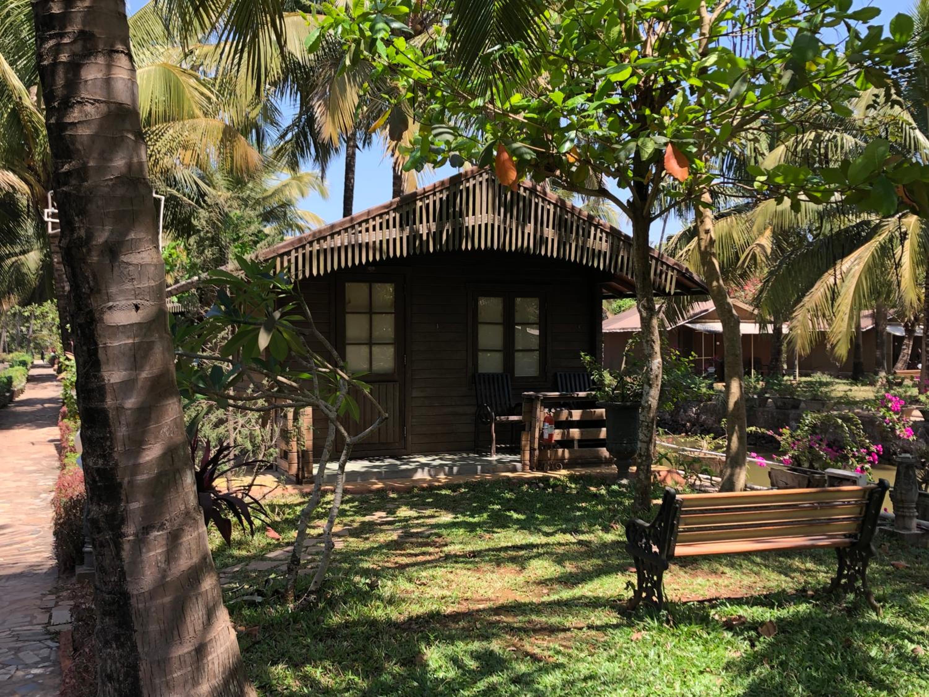 Standard Wooden Cottage - Photo 7