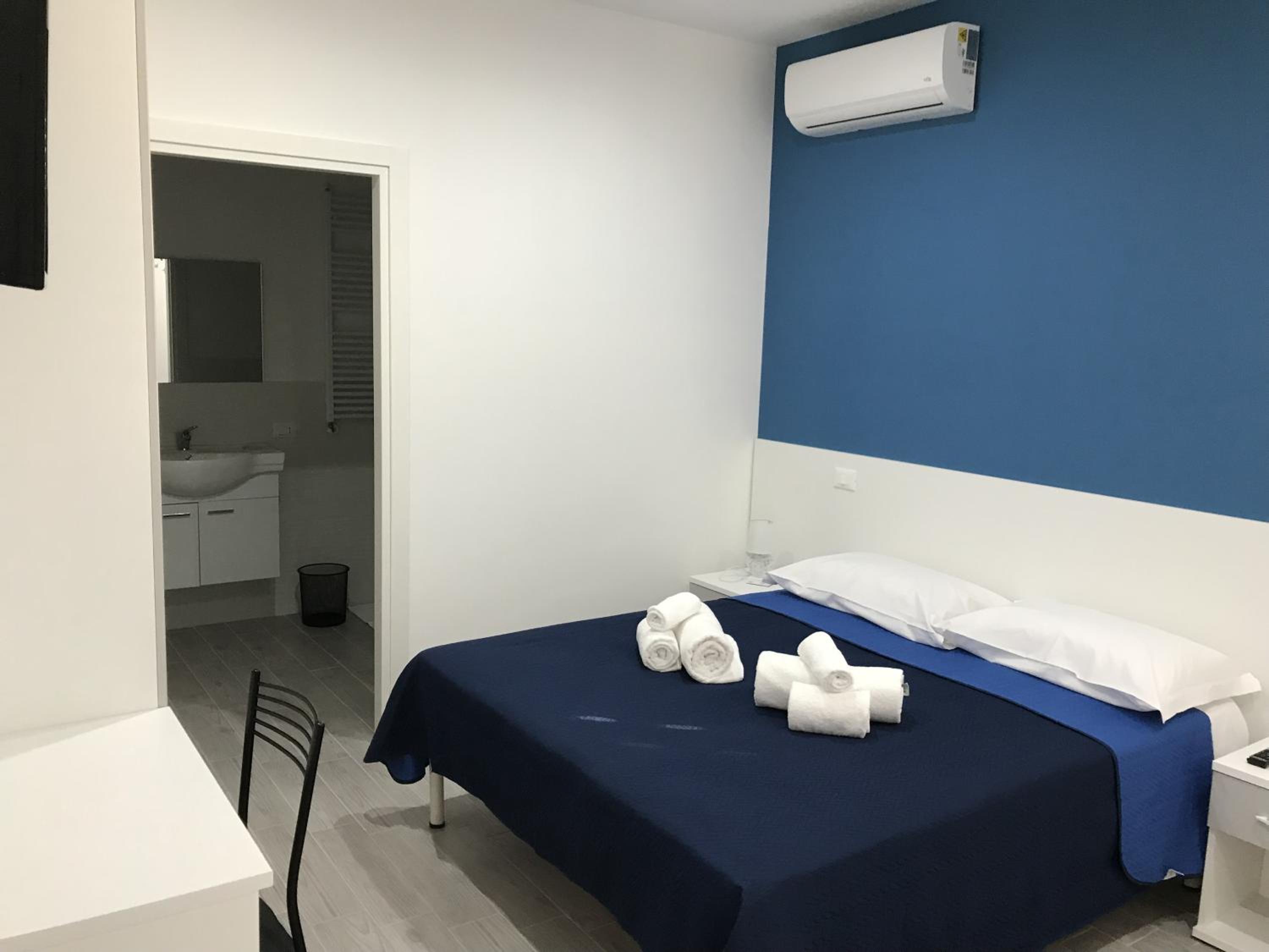 Deluxe Double Room - Photo 1