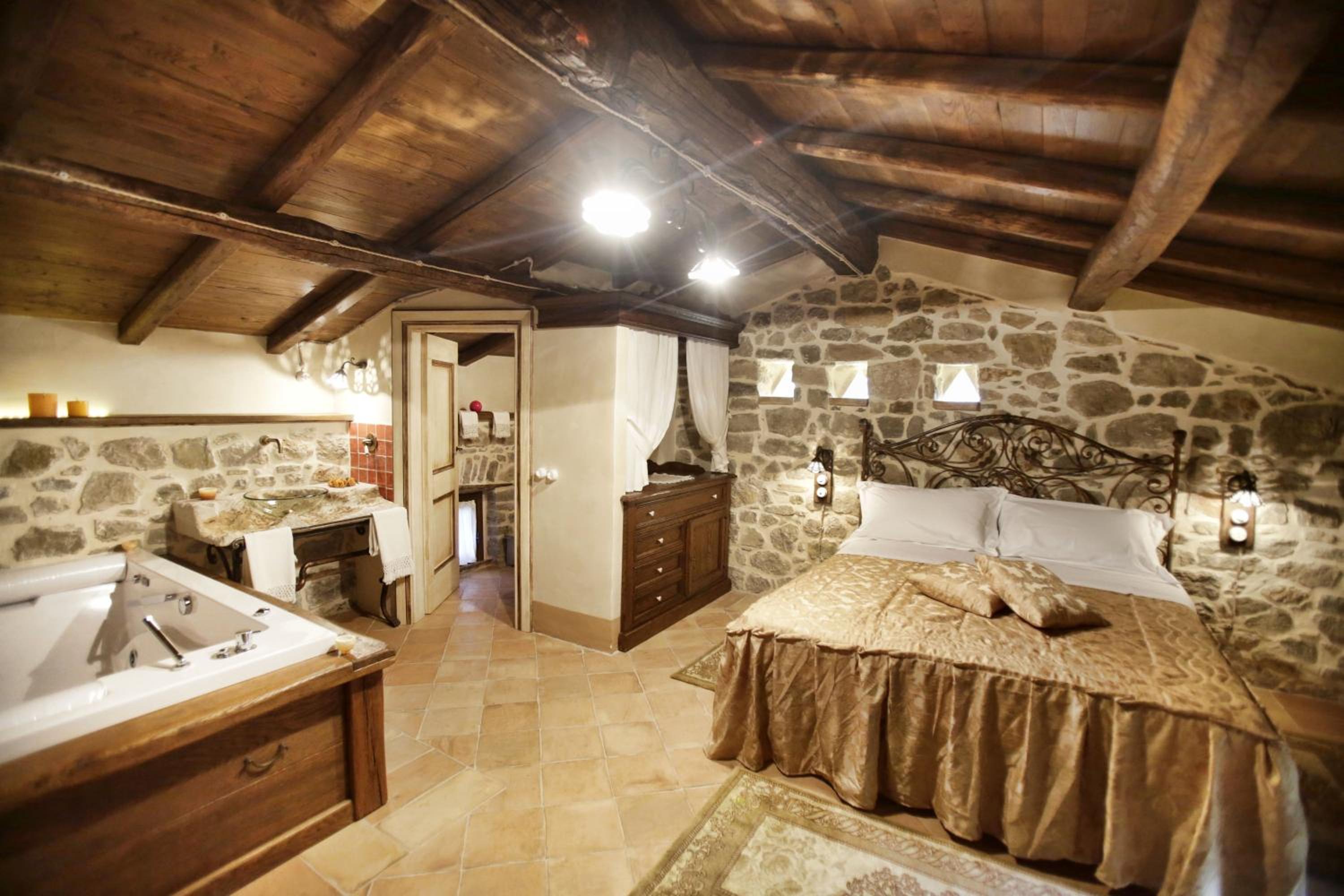 Superior Suite - Photo 1