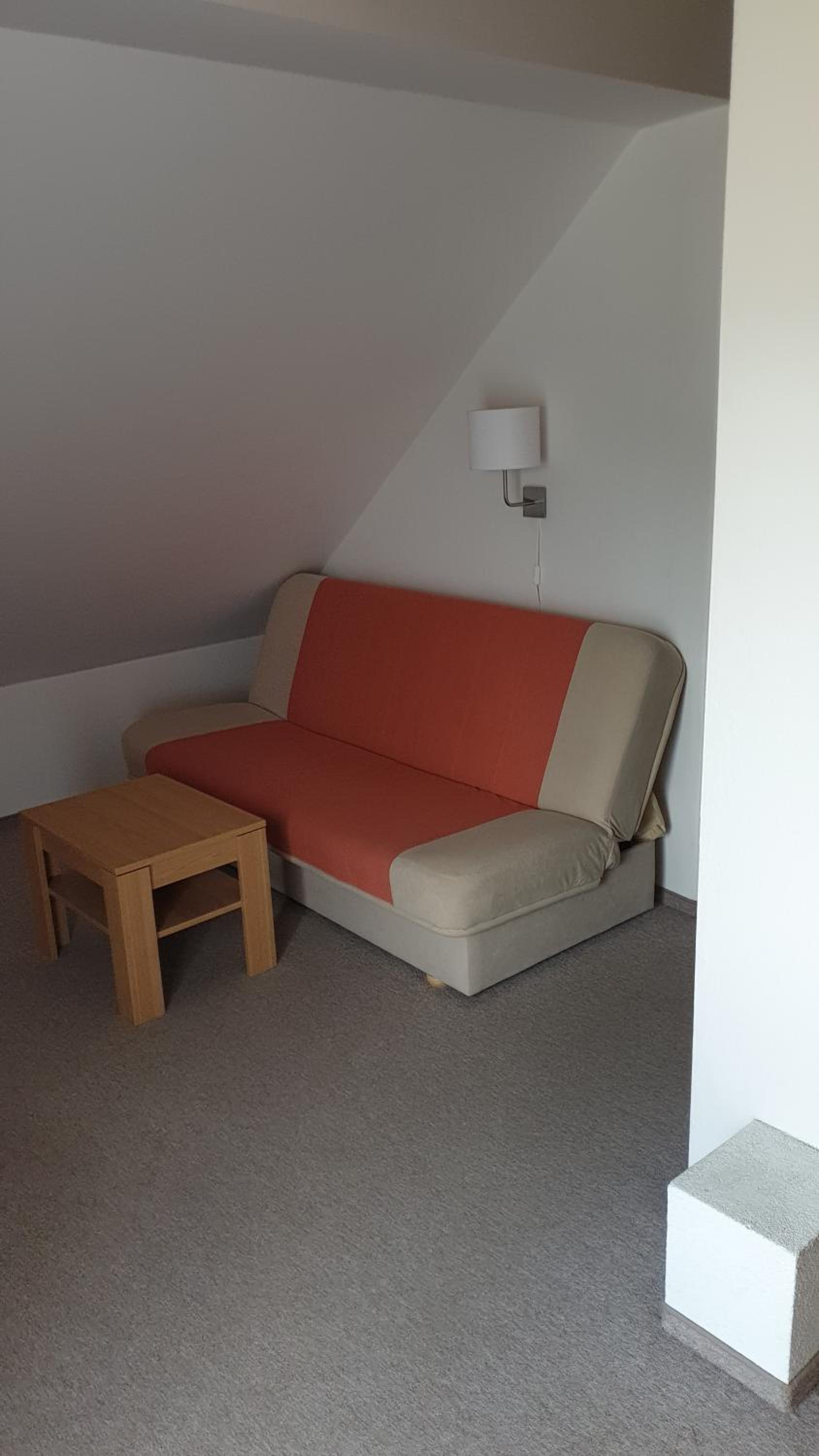 Apartment with Balcony - Photo 16