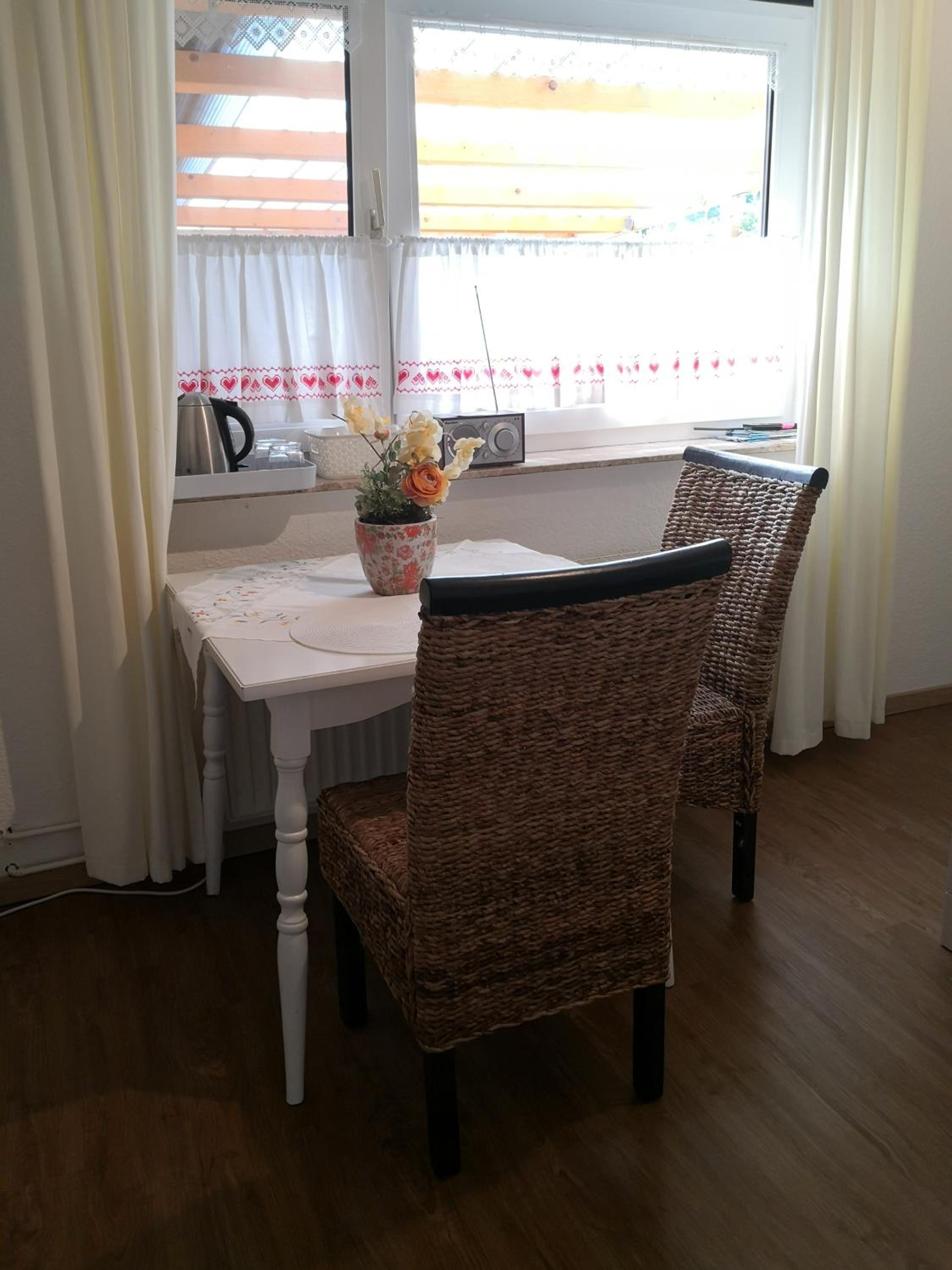 Deluxe Double Room with Shower photo 3
