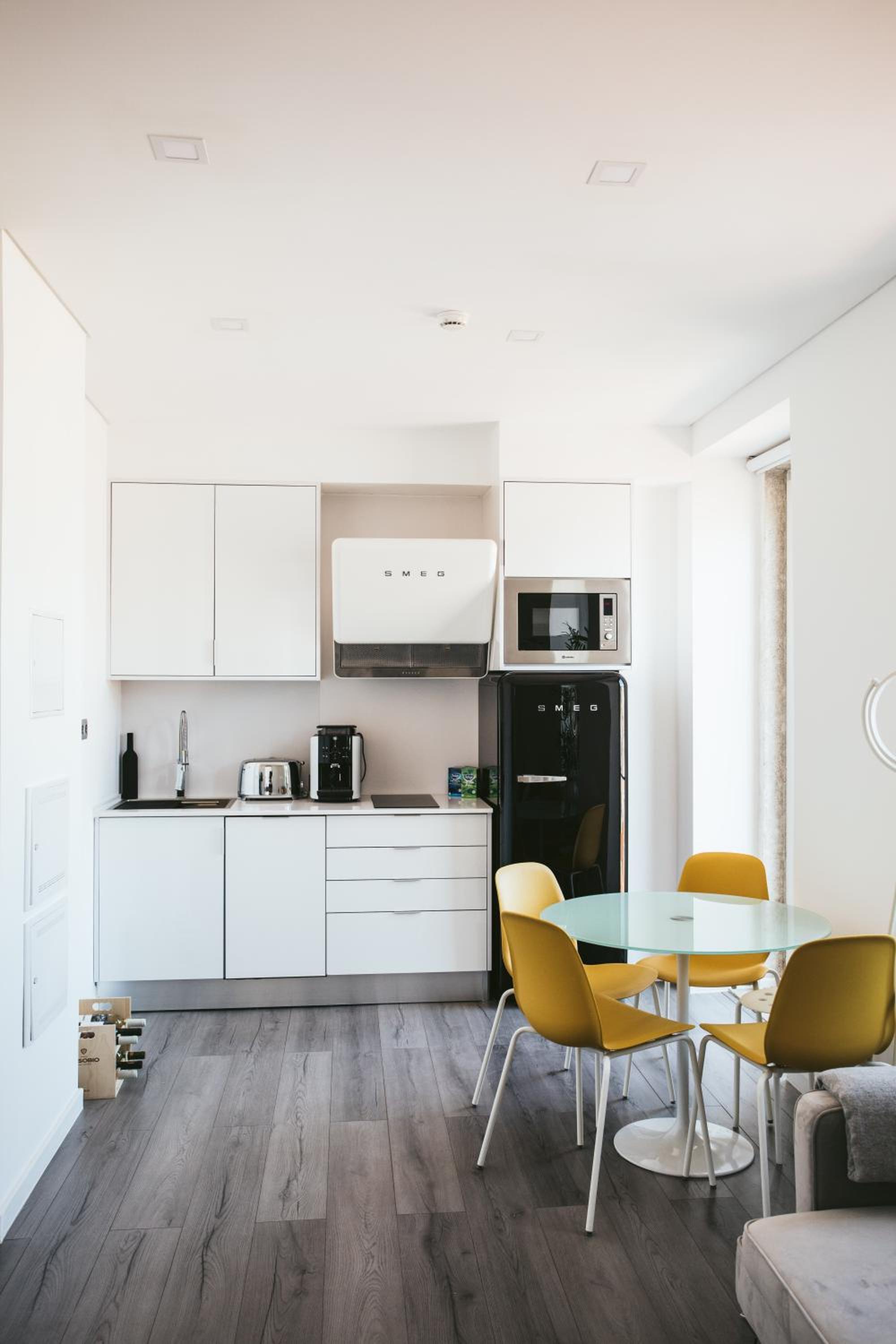 Superior One-Bedroom Apartment with Balcony and View - Photo 9