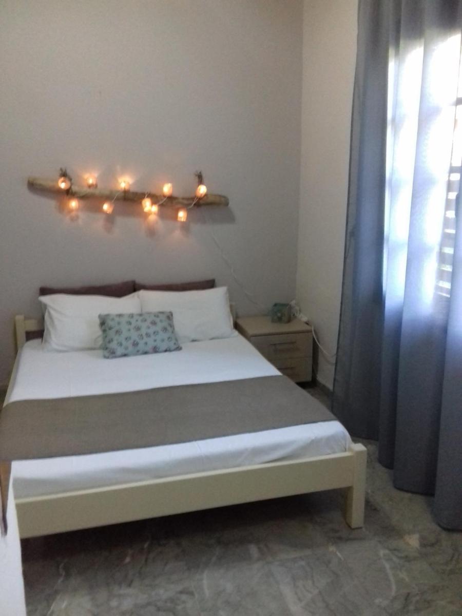 Studio Apartment photo 1