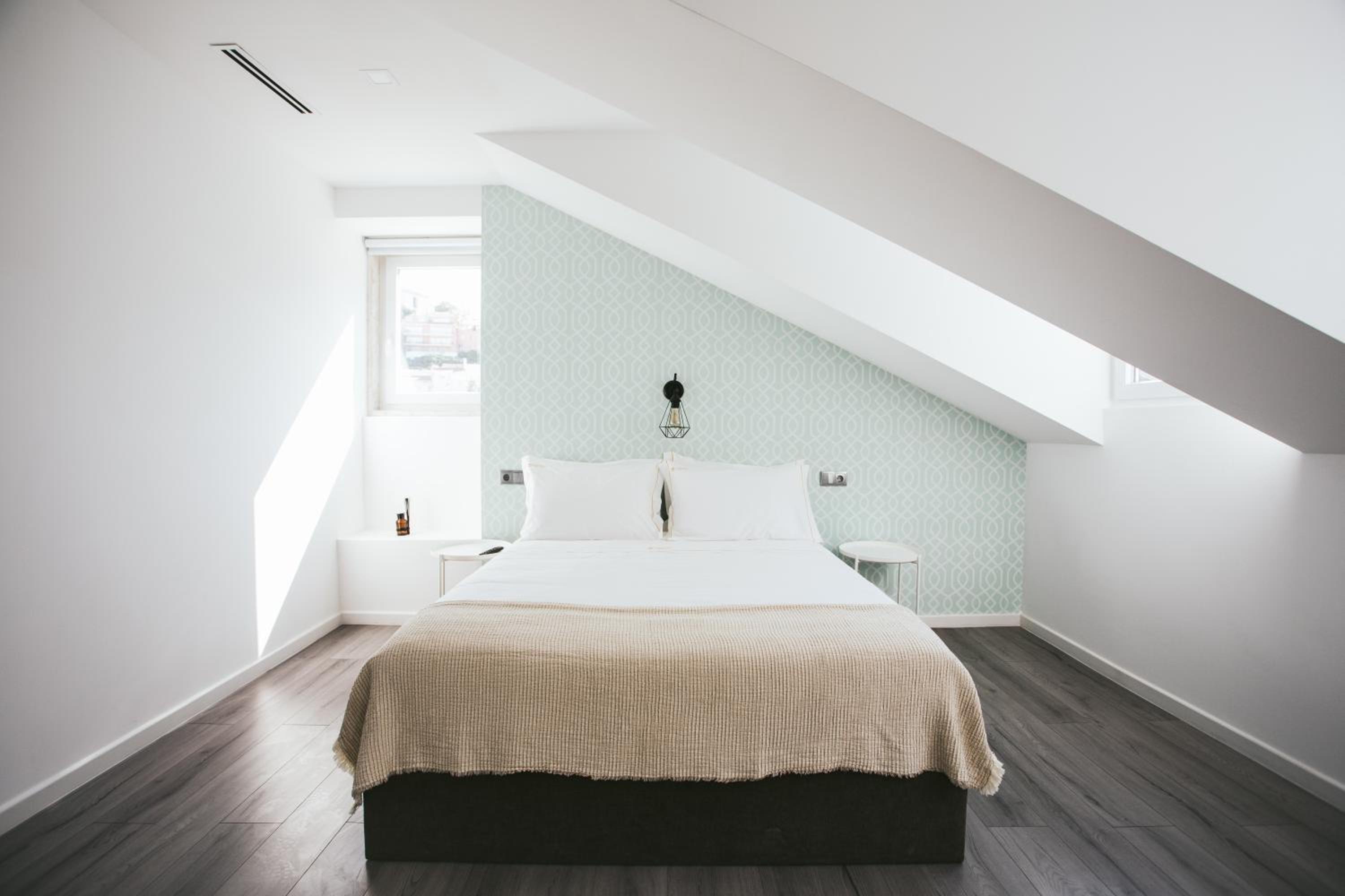 Loft - Photo 1