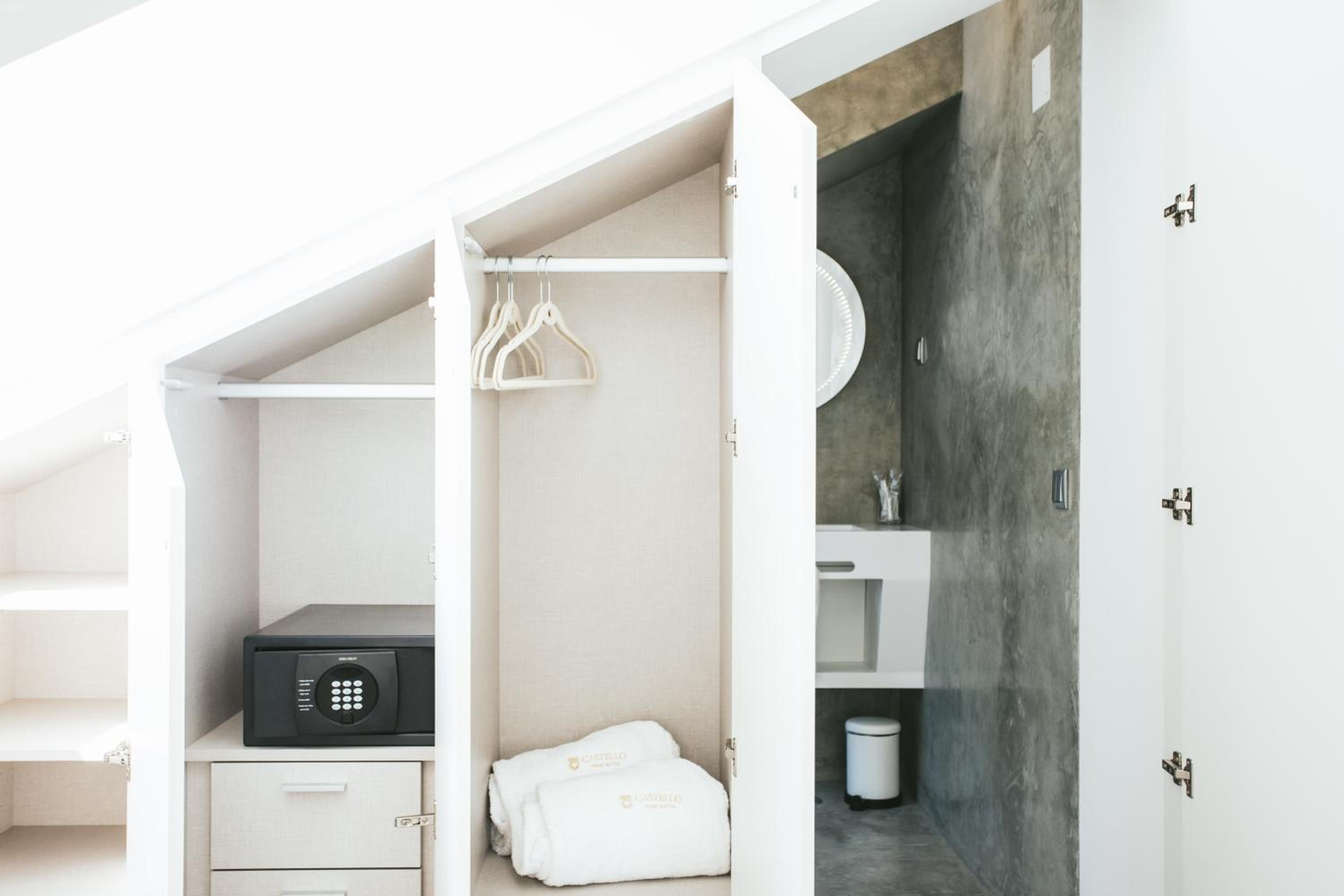Loft - Photo 16