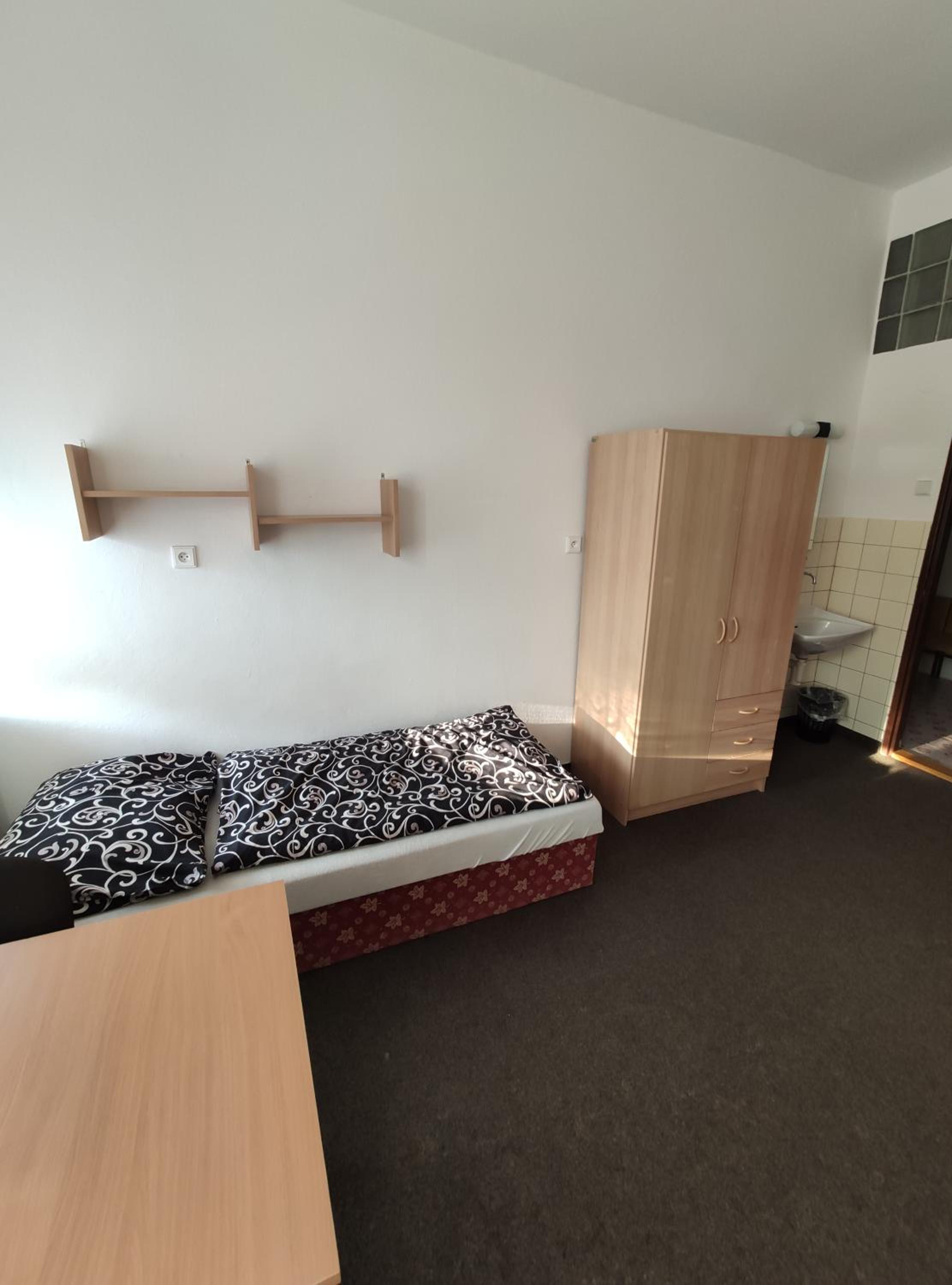 Standard Twin Room with Garden View photo 3