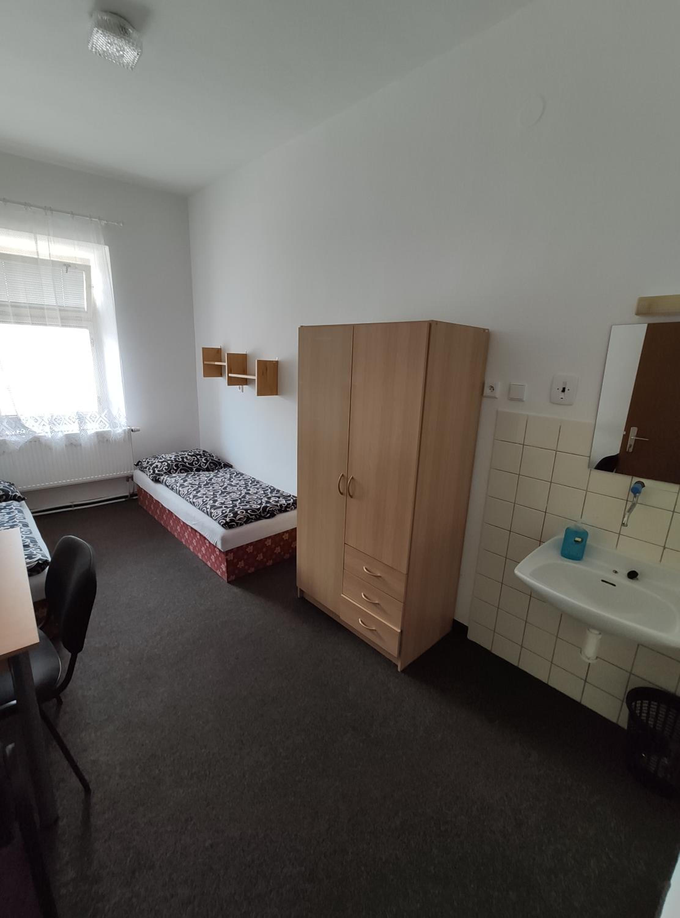 Standard Triple Room - Photo 5
