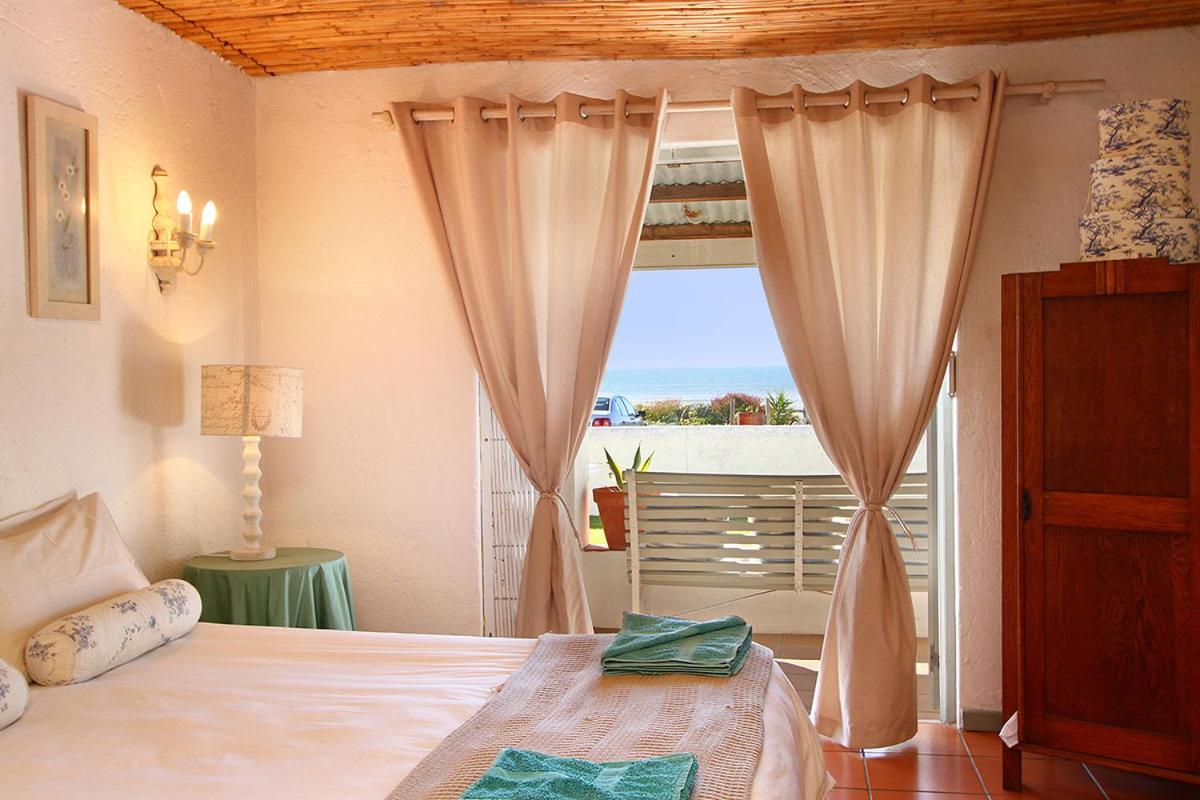 Four-Bedroom House - Photo 49