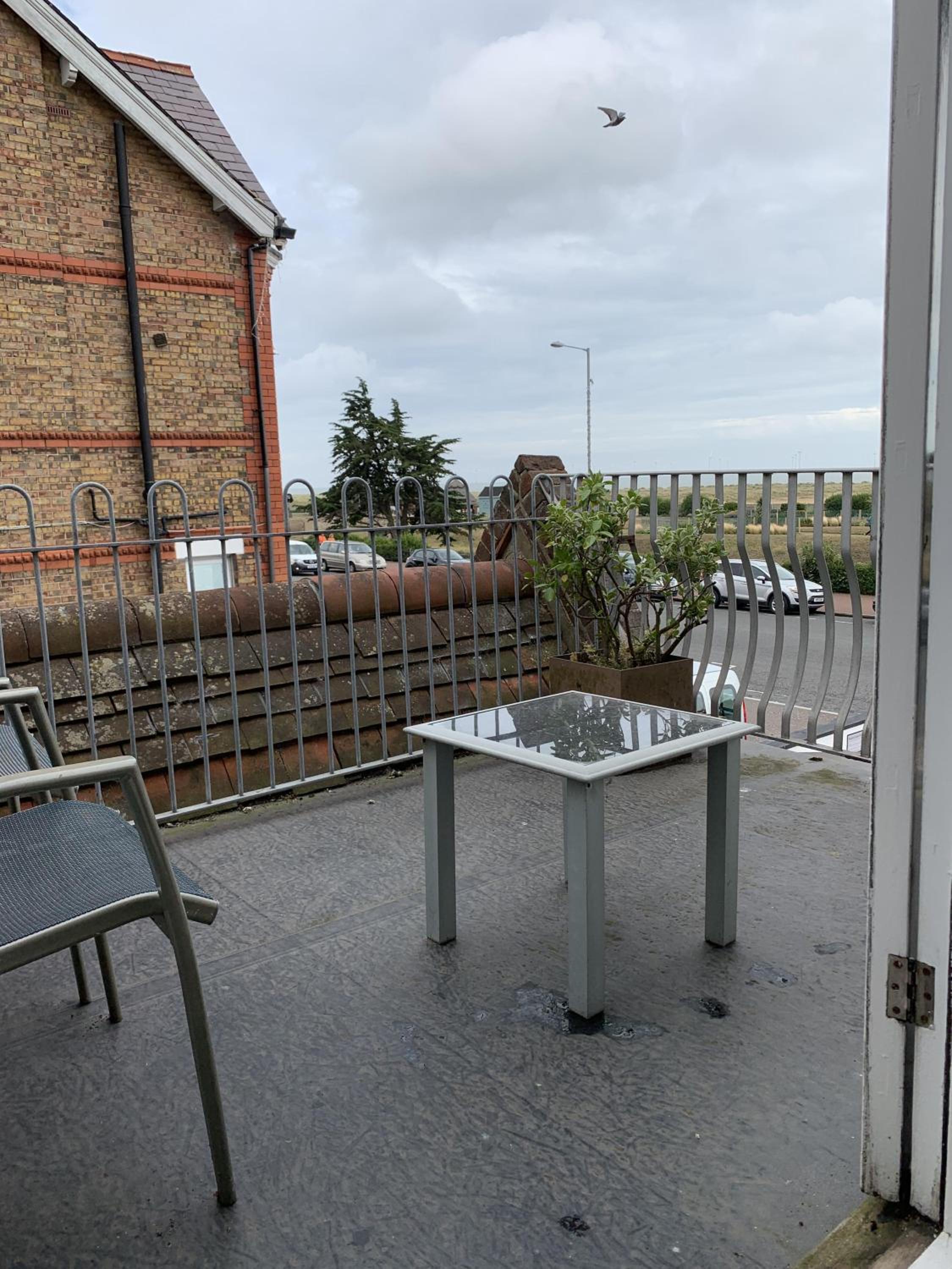 Double Room with Sea View - Photo 5