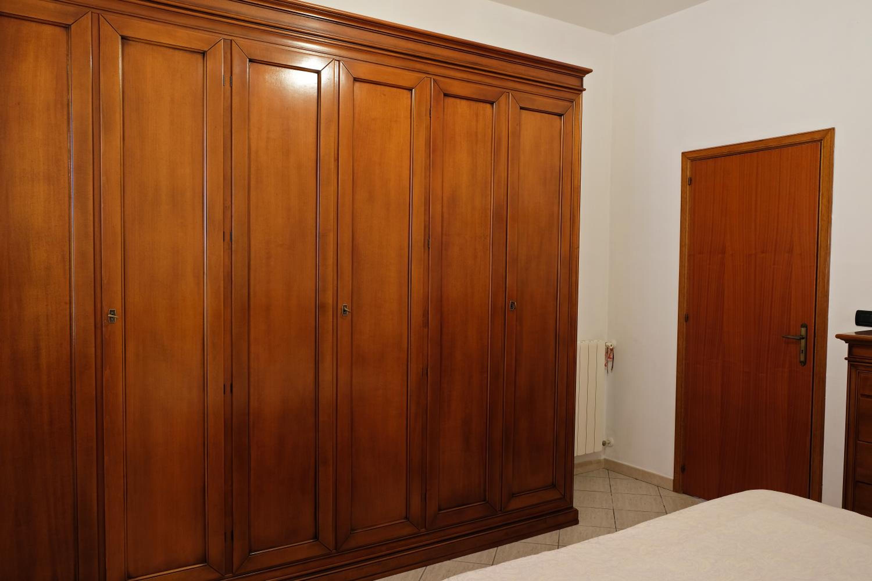 Four-Bedroom Apartment - Photo 34