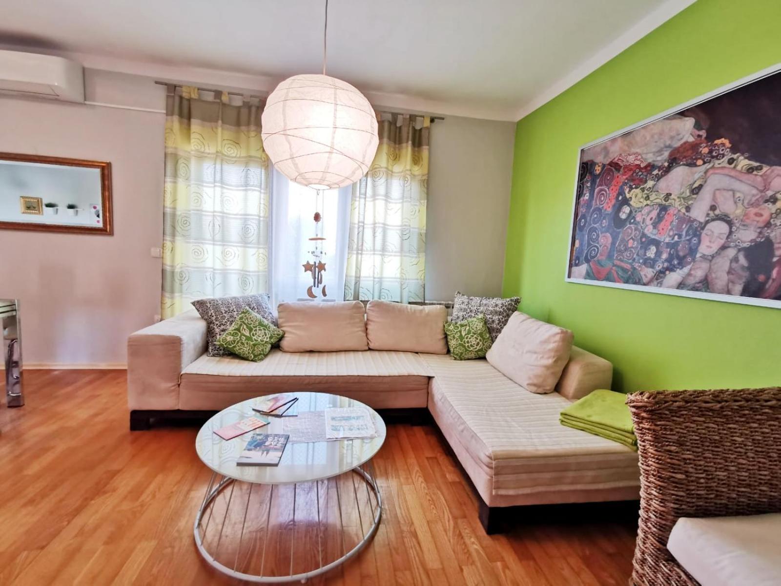 Apartment - Photo 22