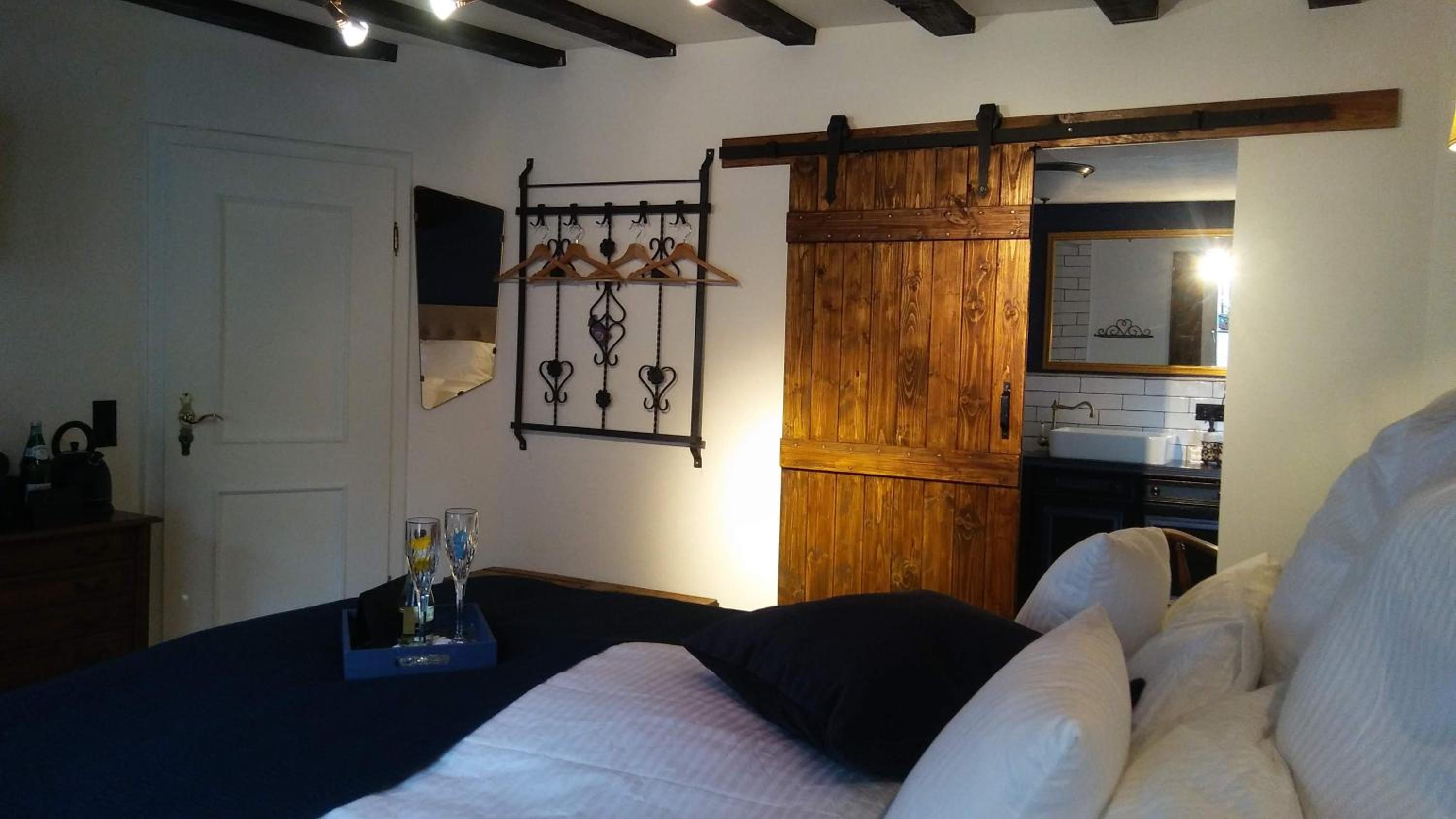 Double Room with Extra Bed photo 3