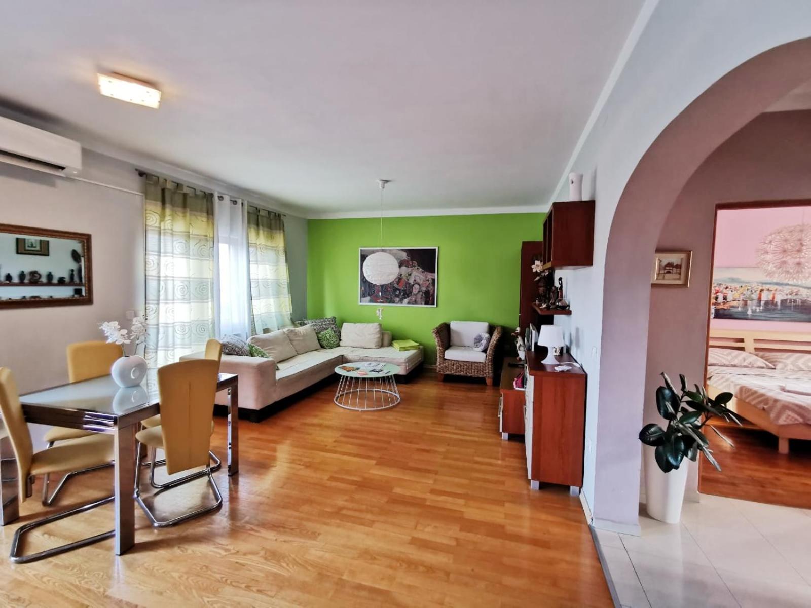 Apartment - Photo 16