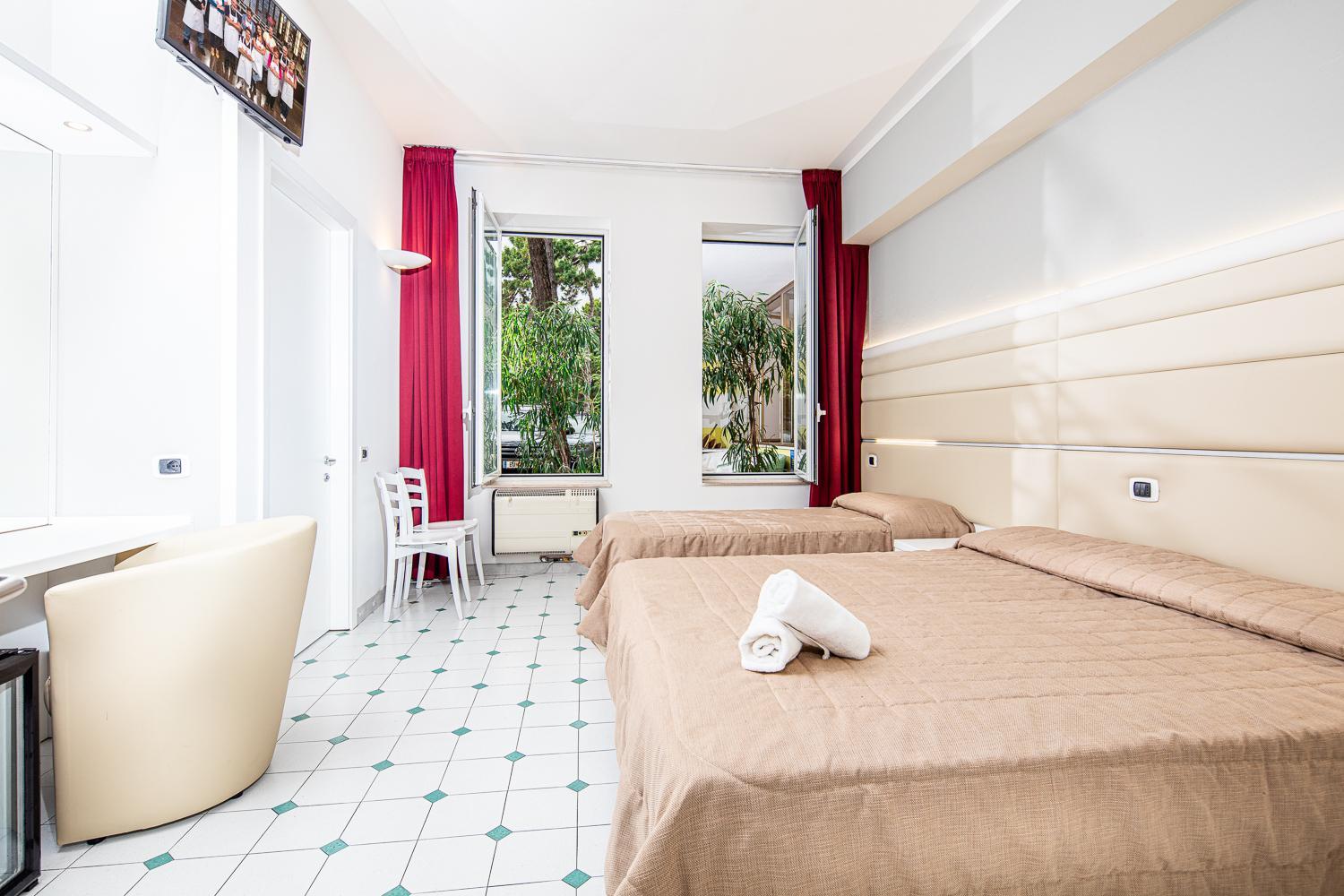 Basic Triple Room - Photo 1