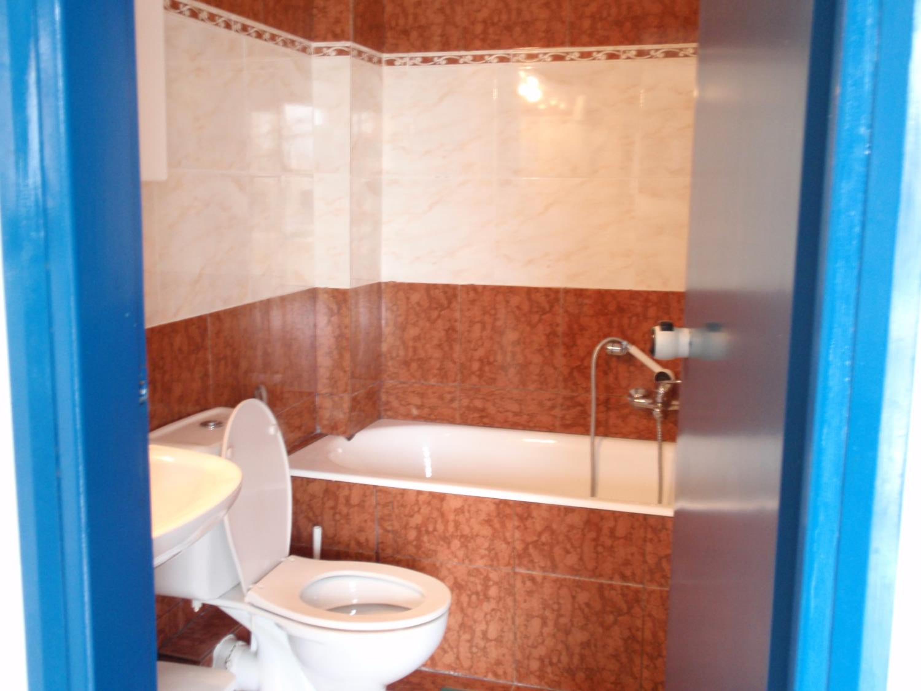 Studio (2 Adults) - Photo 3