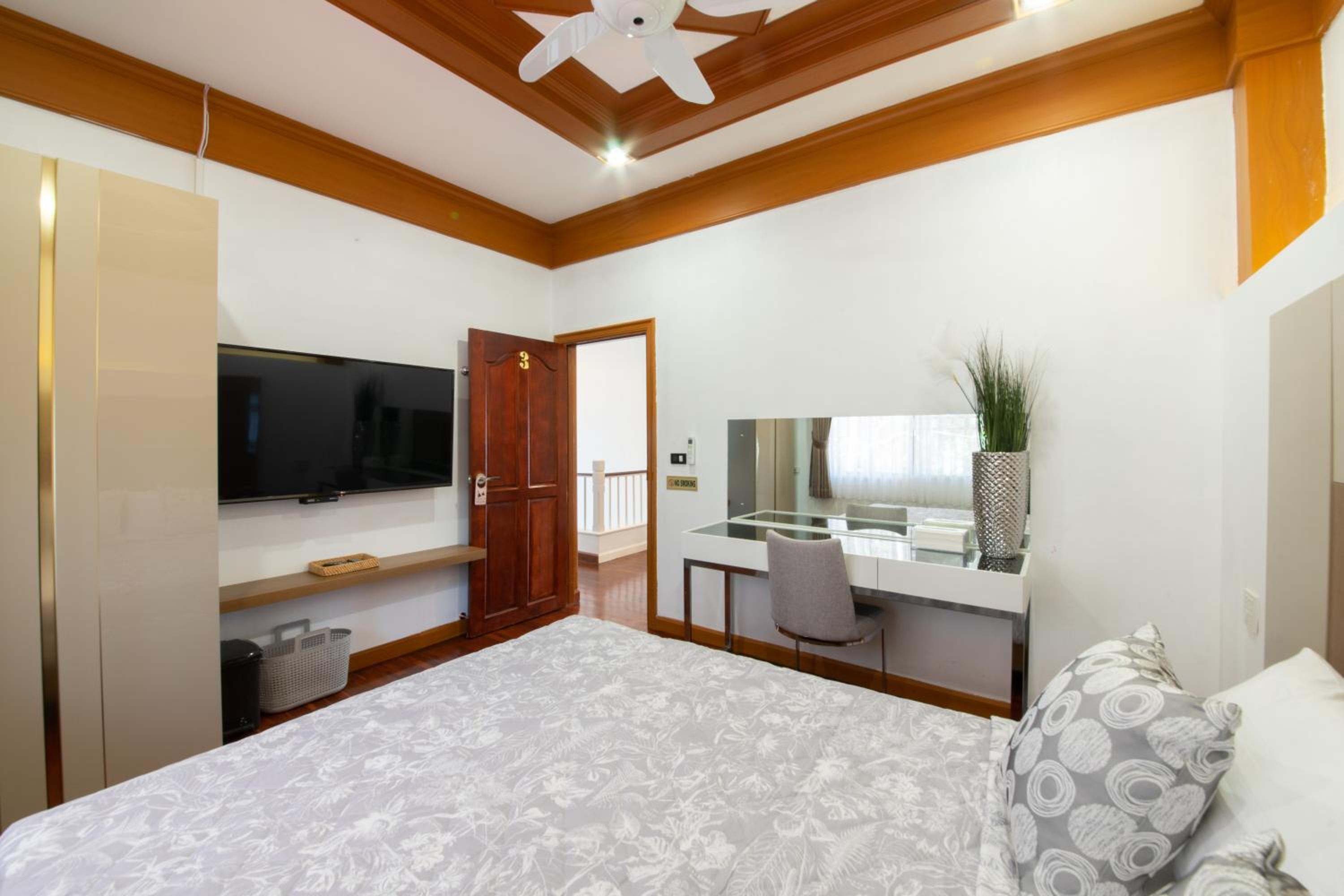 Villa - Photo 12