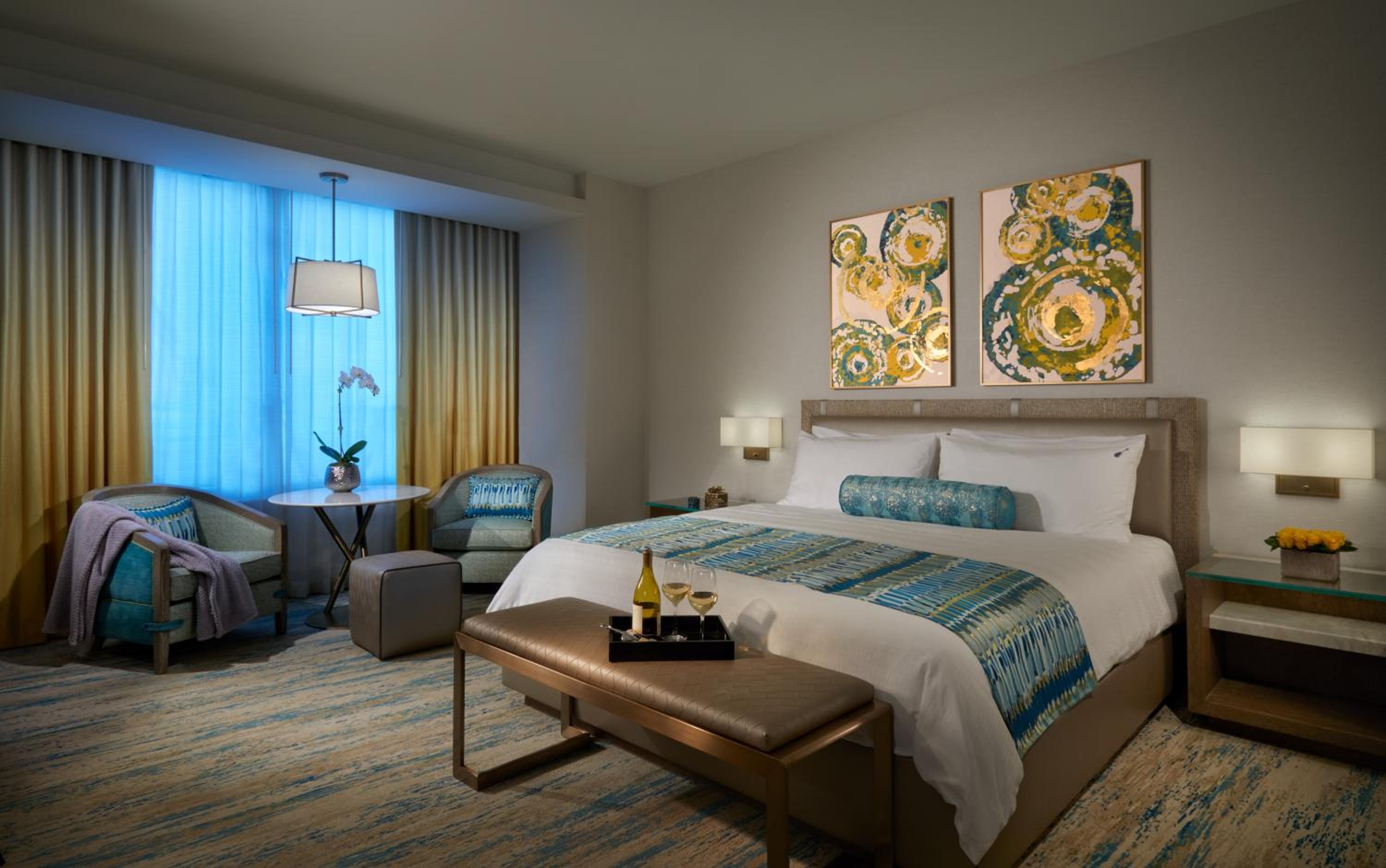 Deluxe King Room - Photo 6