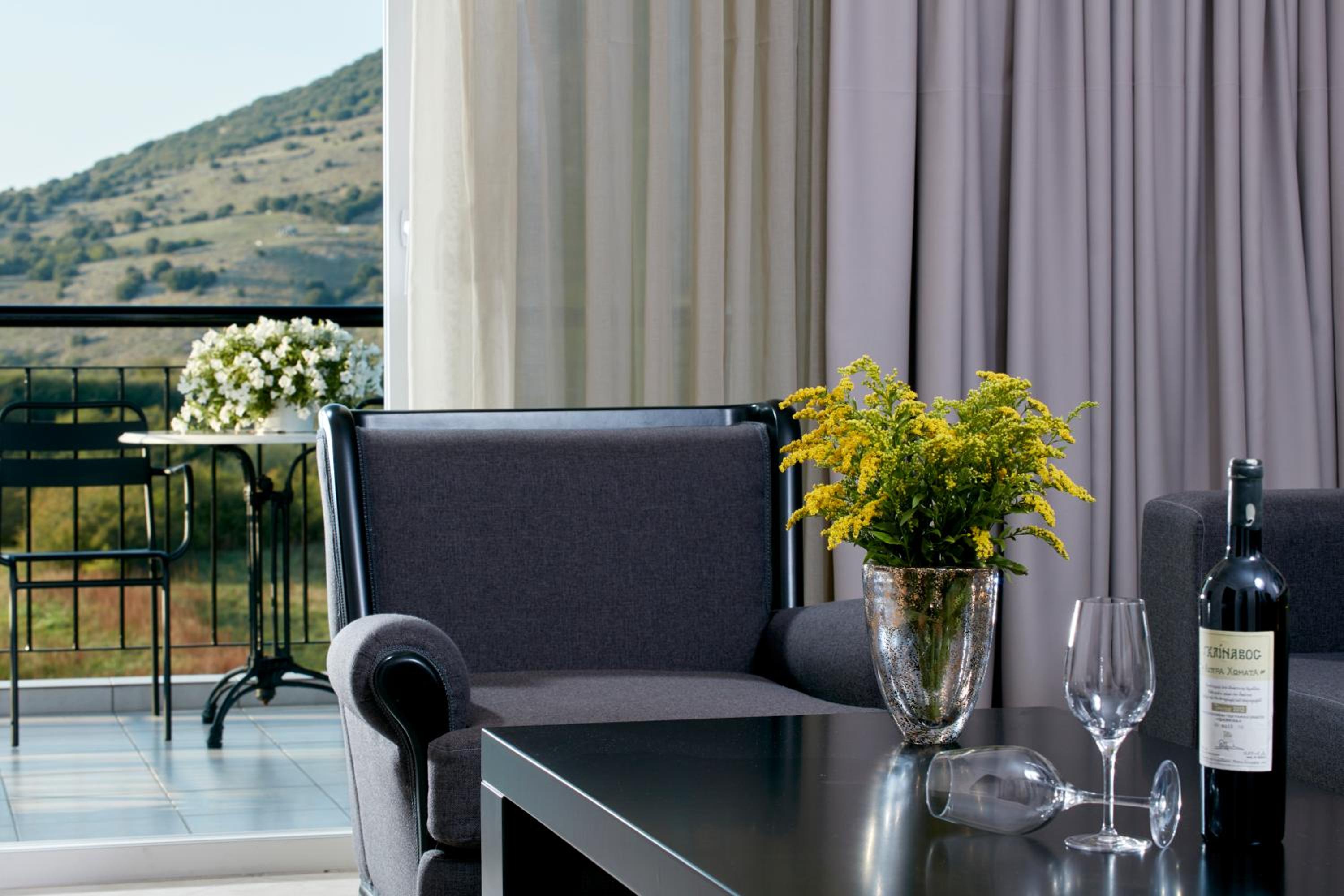 Suite - Photo 4